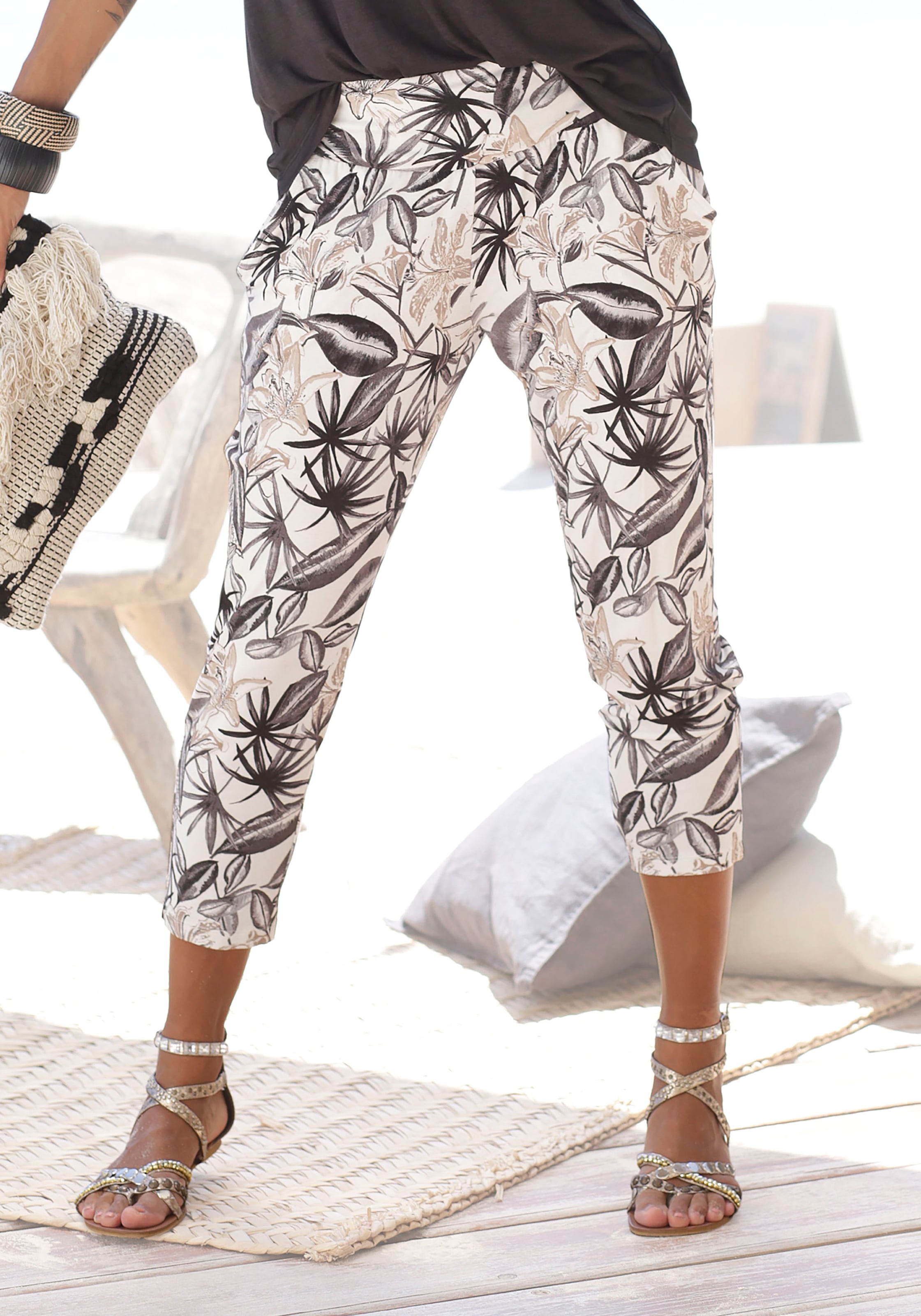 Image of Buffalo Jerseyhose mit Alloverdruck und Taschen, 7/8-Hose, leichte Sommerhose, elastisch