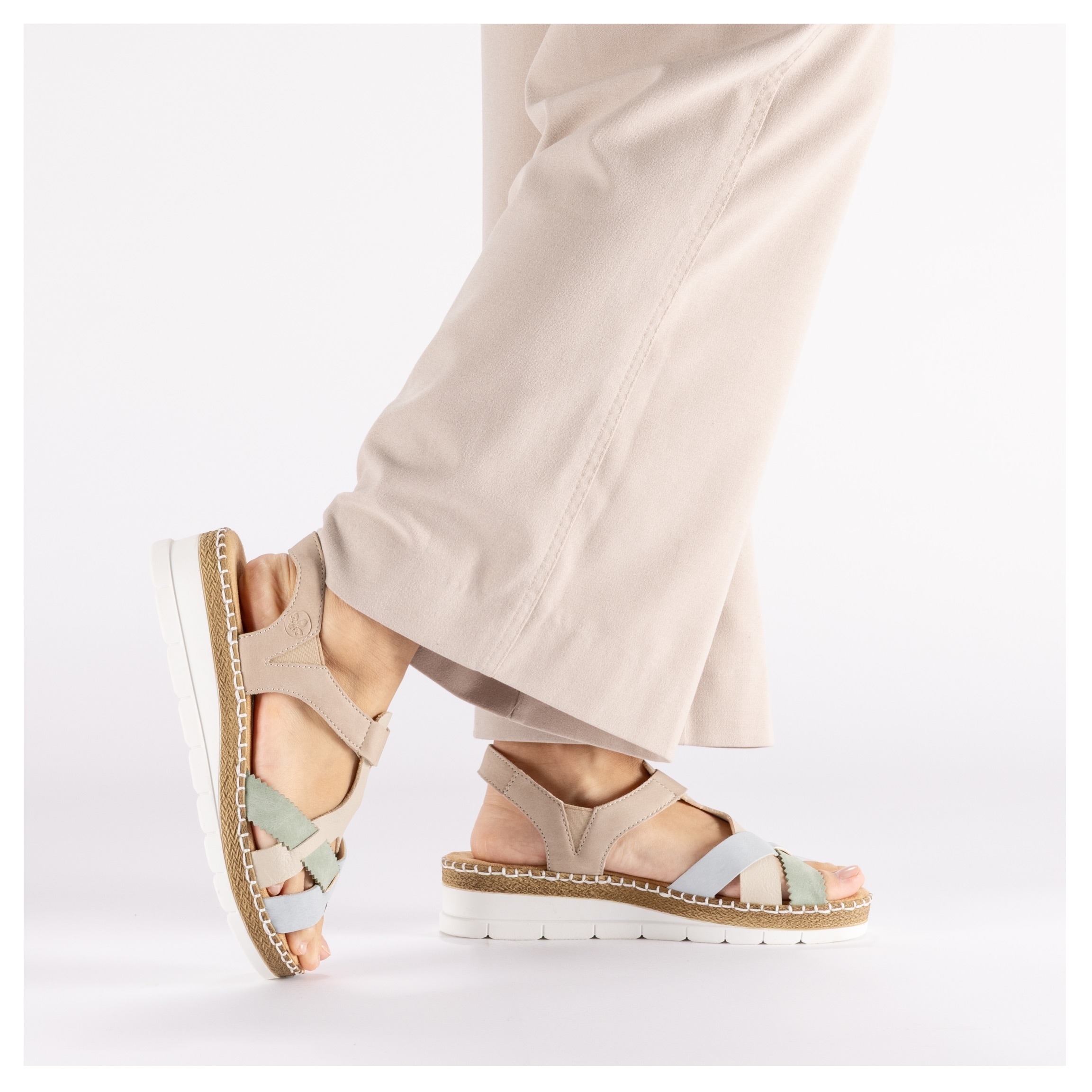 Rieker Sandale  chaussure d'été, sandale compensée, chaussure à enfiler avec élastique