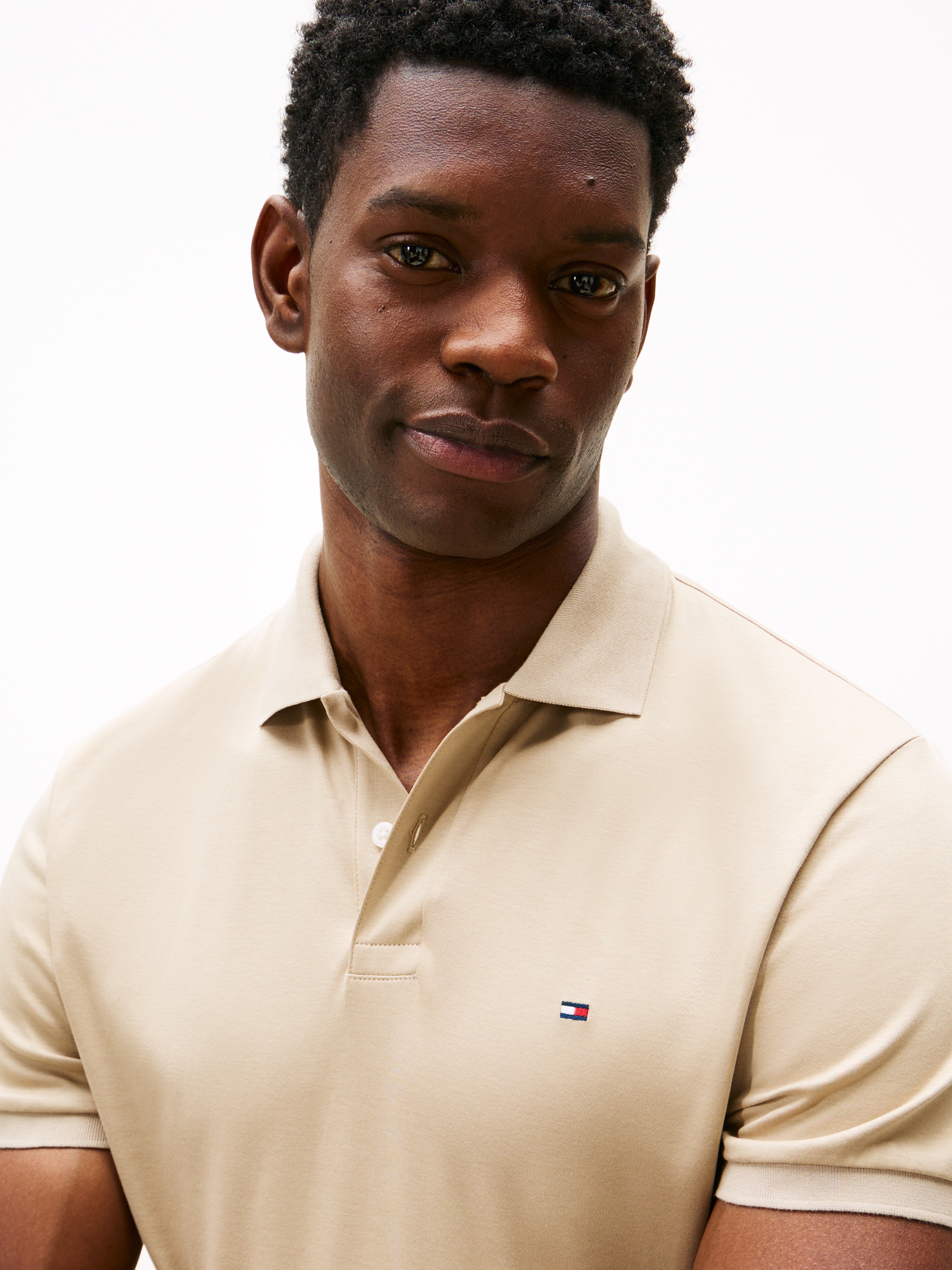 Tommy Hilfiger Poloshirt »LIQUID COTTON REGULAR SEASONAL« mit Logostickerei