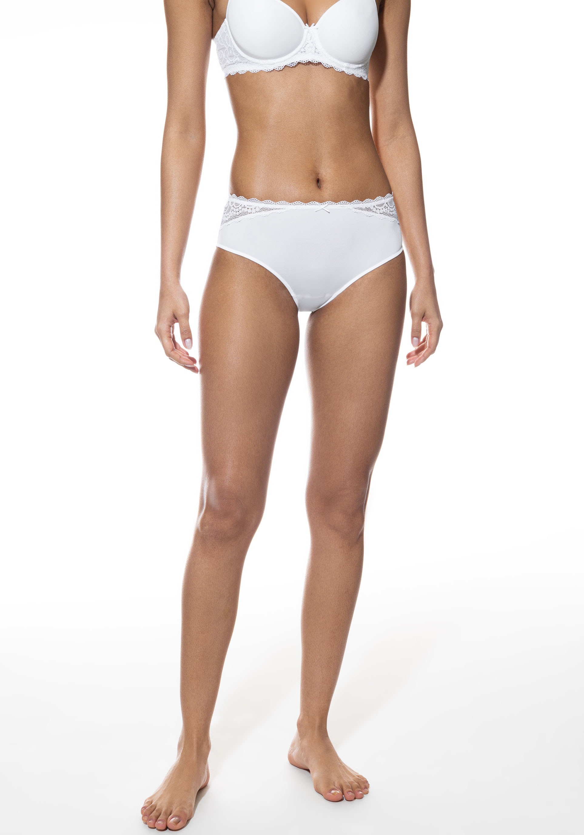 Image of Mey Panty "Amorous" Taillensitz, Spitze, kleine Zierschleife vorn