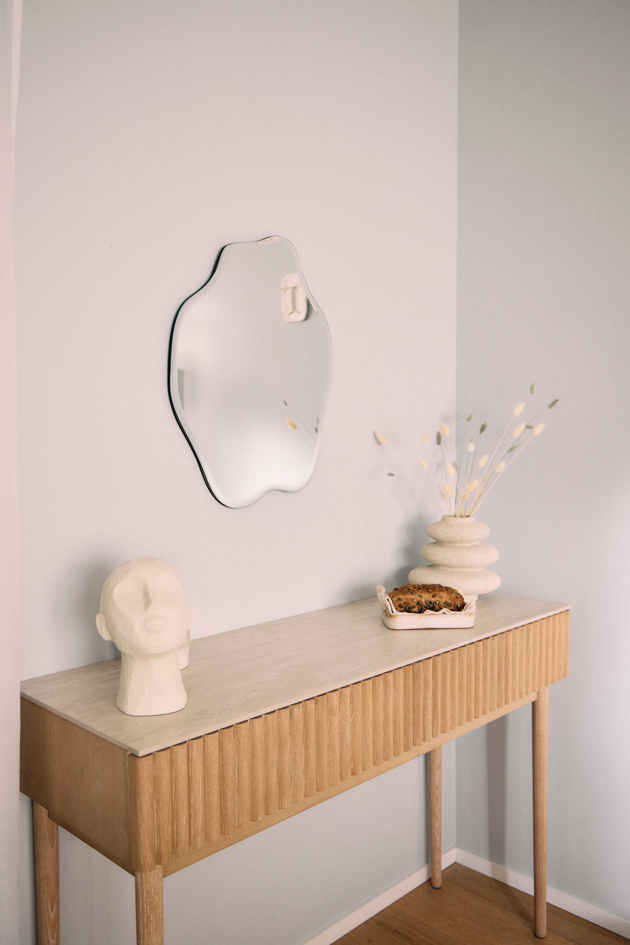 homsy by Ana Johnson Miroir mural »Missimi, Wanddekoration, 45x55cm« wellenförmig, wolkenförmig, Eleganz mit transparentem Rahmen