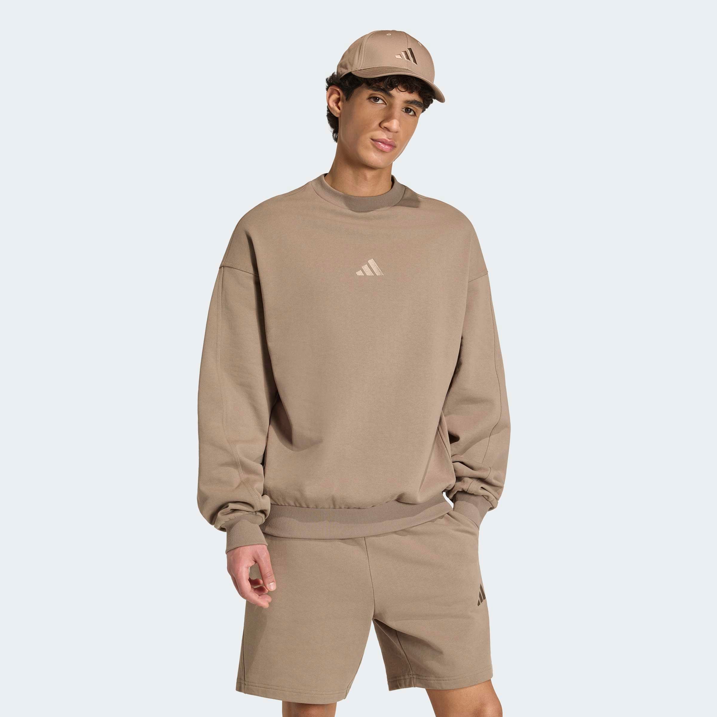 Image of adidas Sportswear Sweatshirt "ADIDAS KIT, KLEINES LOGO", Schwere Premium-Qualität, robuste Stoffstruktur