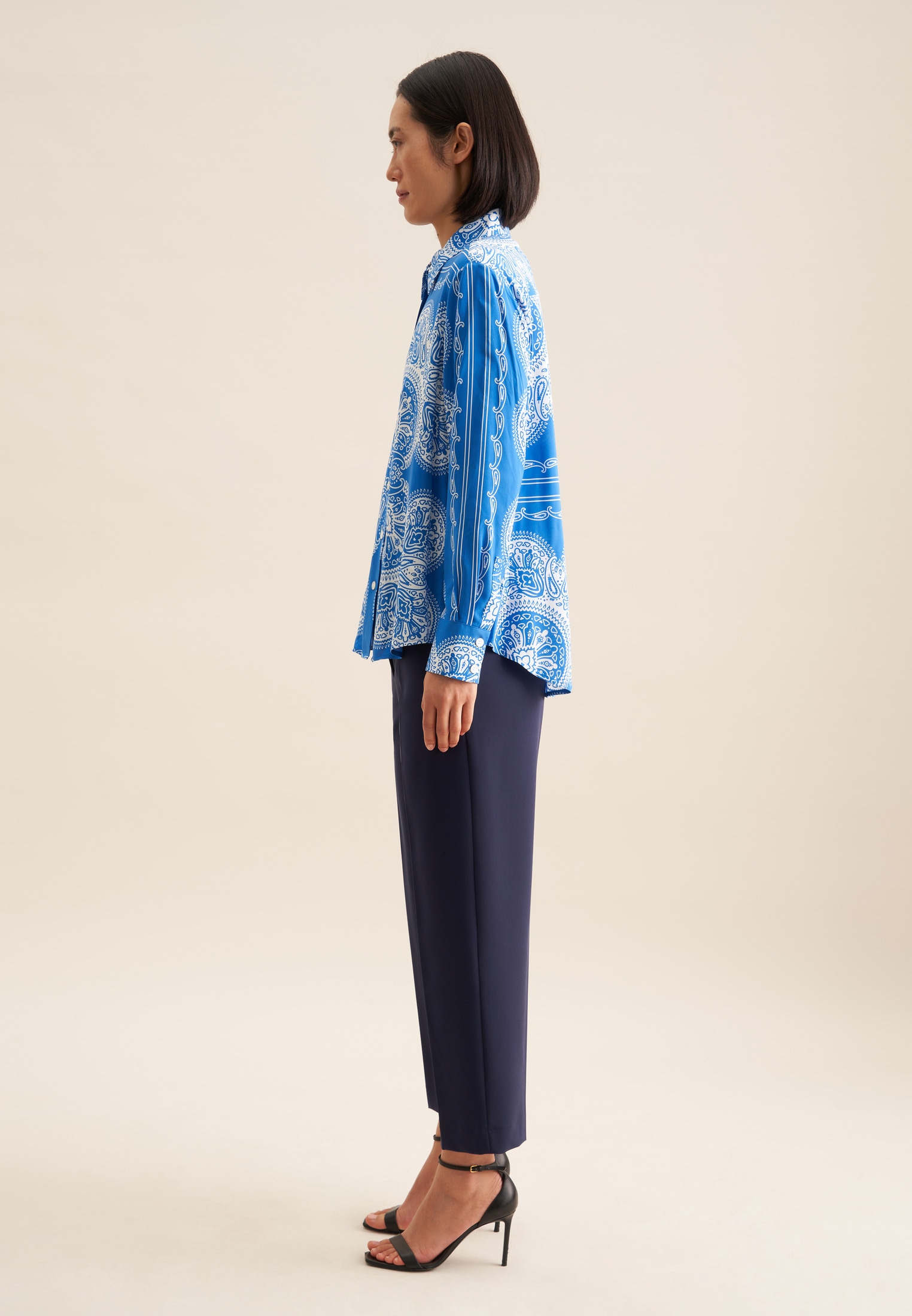 seidensticker Hemdbluse »Schwarze Rose« 1/1 Kragen Tuchprint