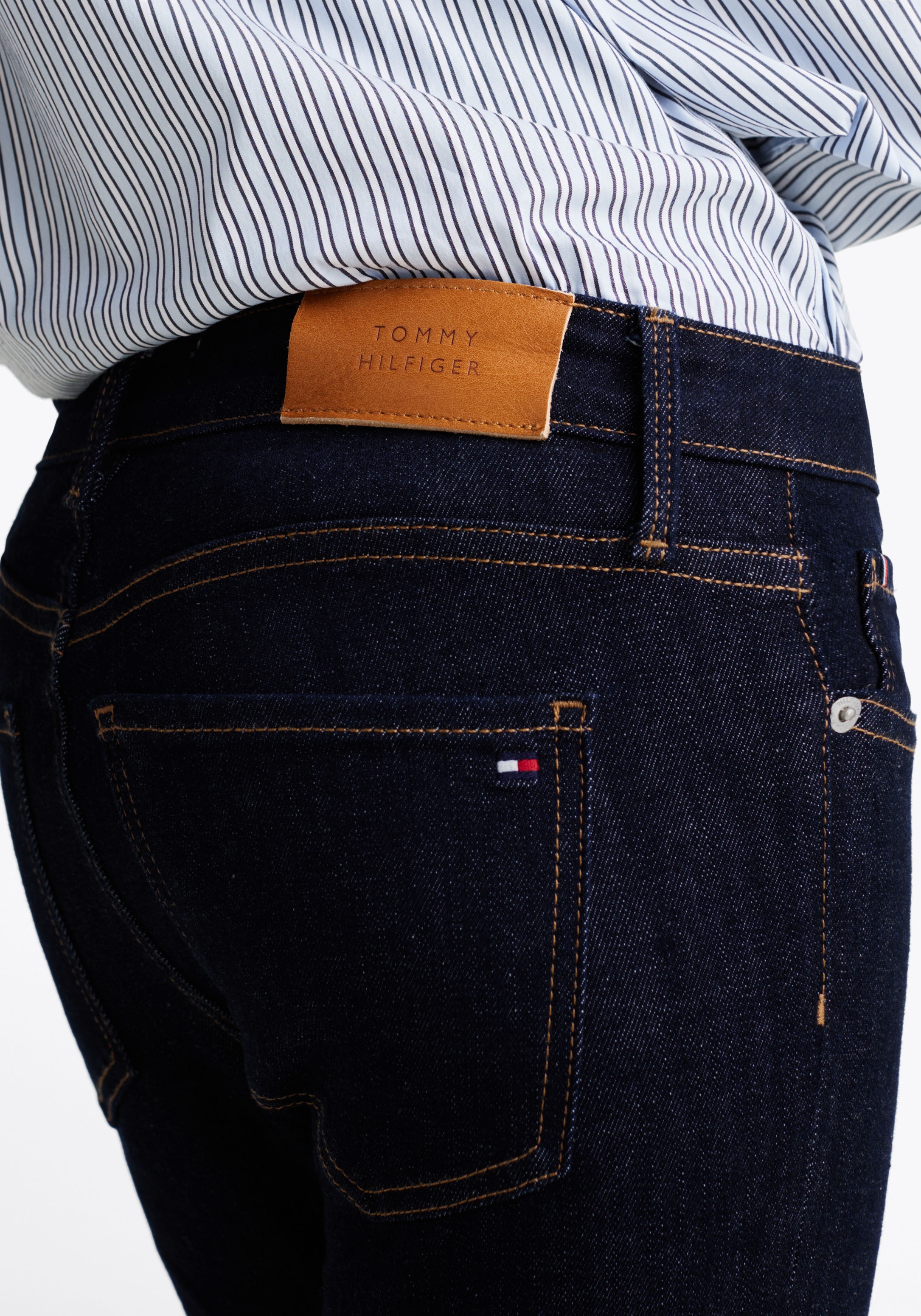 Tommy Hilfiger Skinny-fit-Jeans »HERITAGE COMO SKINNY RW«, mit Tommy Hilfiger Logo-Badge