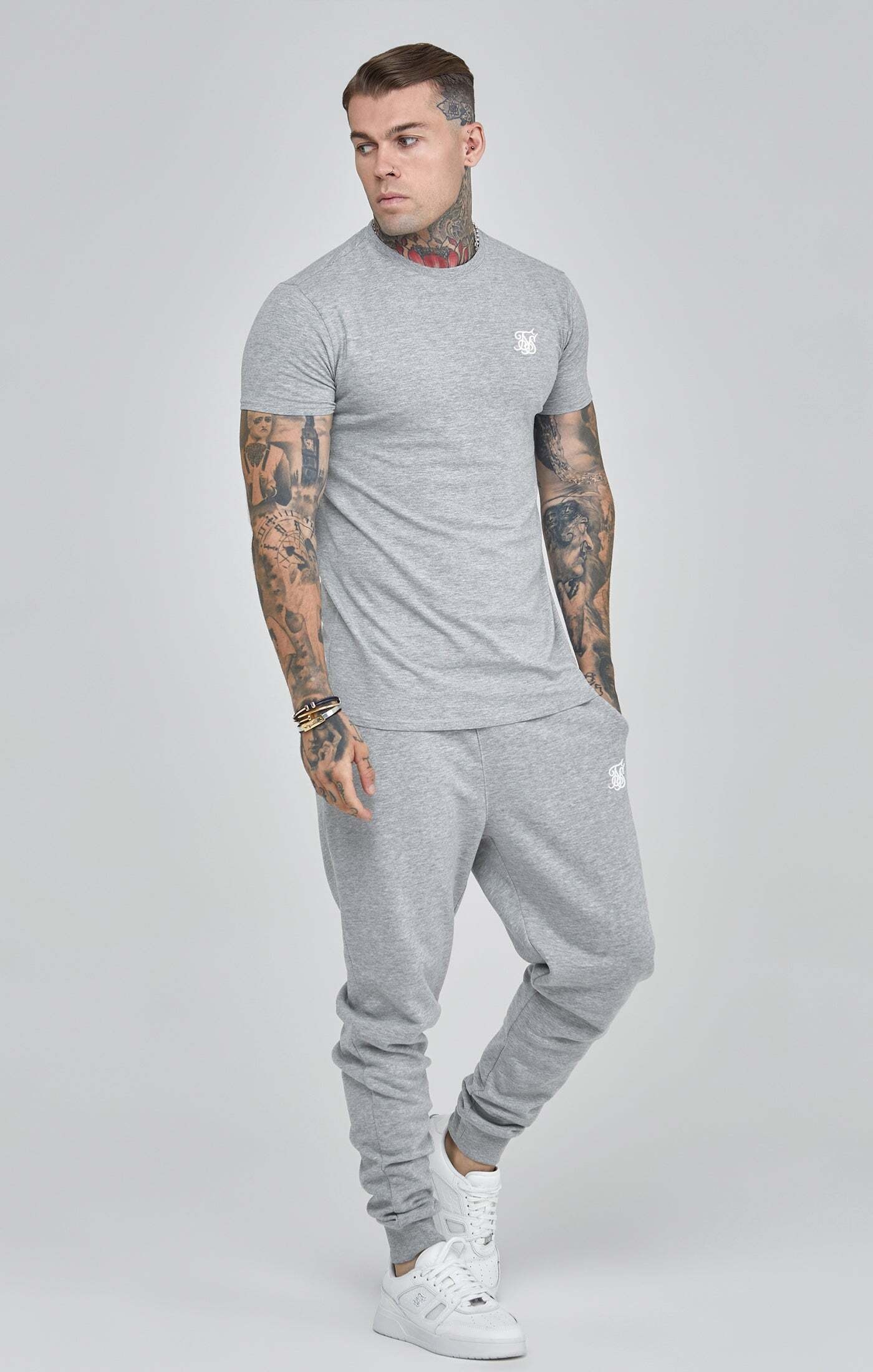 Siksilk Sweatpants »Siksilk Jogginghosen Essentials Joggers«