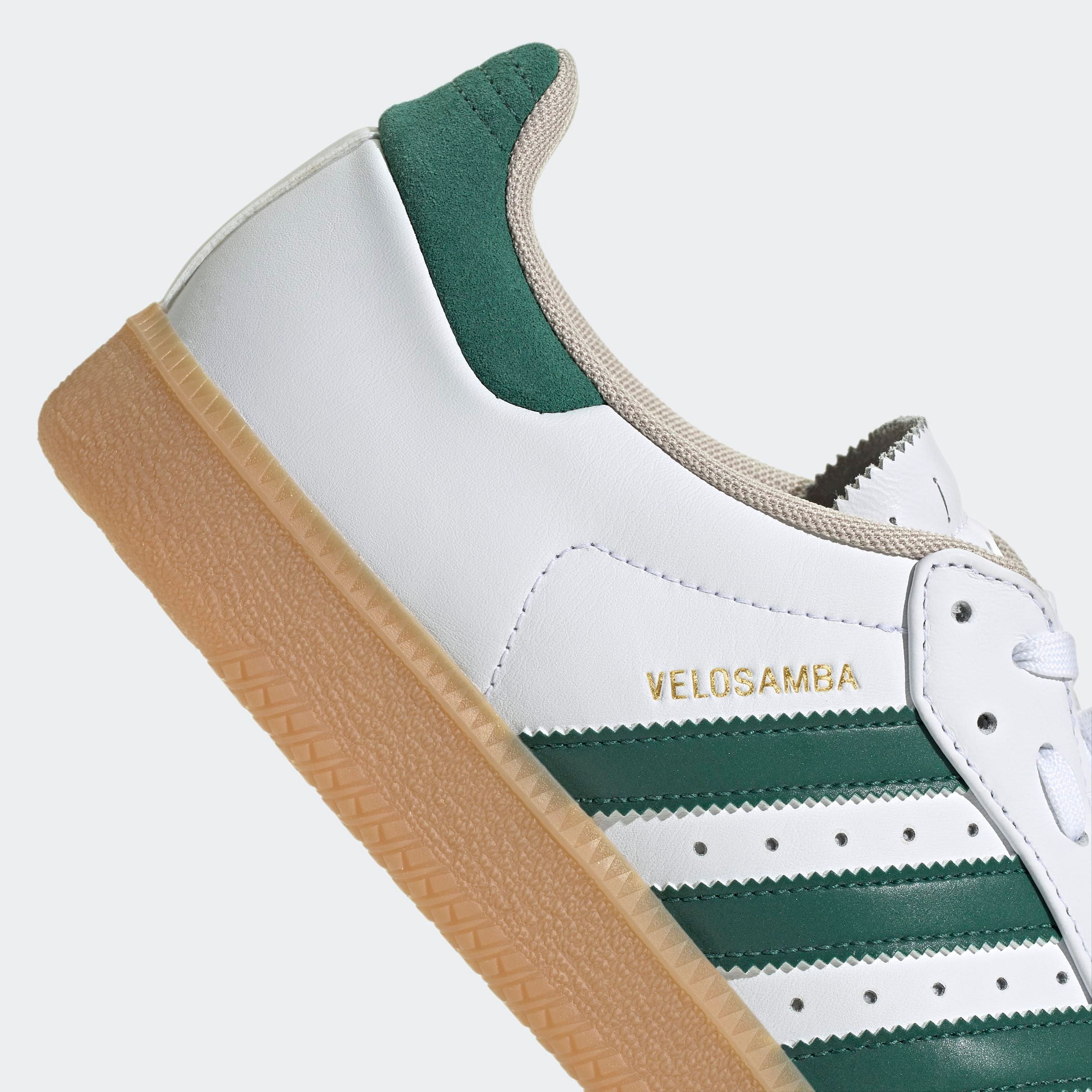 adidas Performance Fahrradschuh, inspiriert vom Design des adidas samba