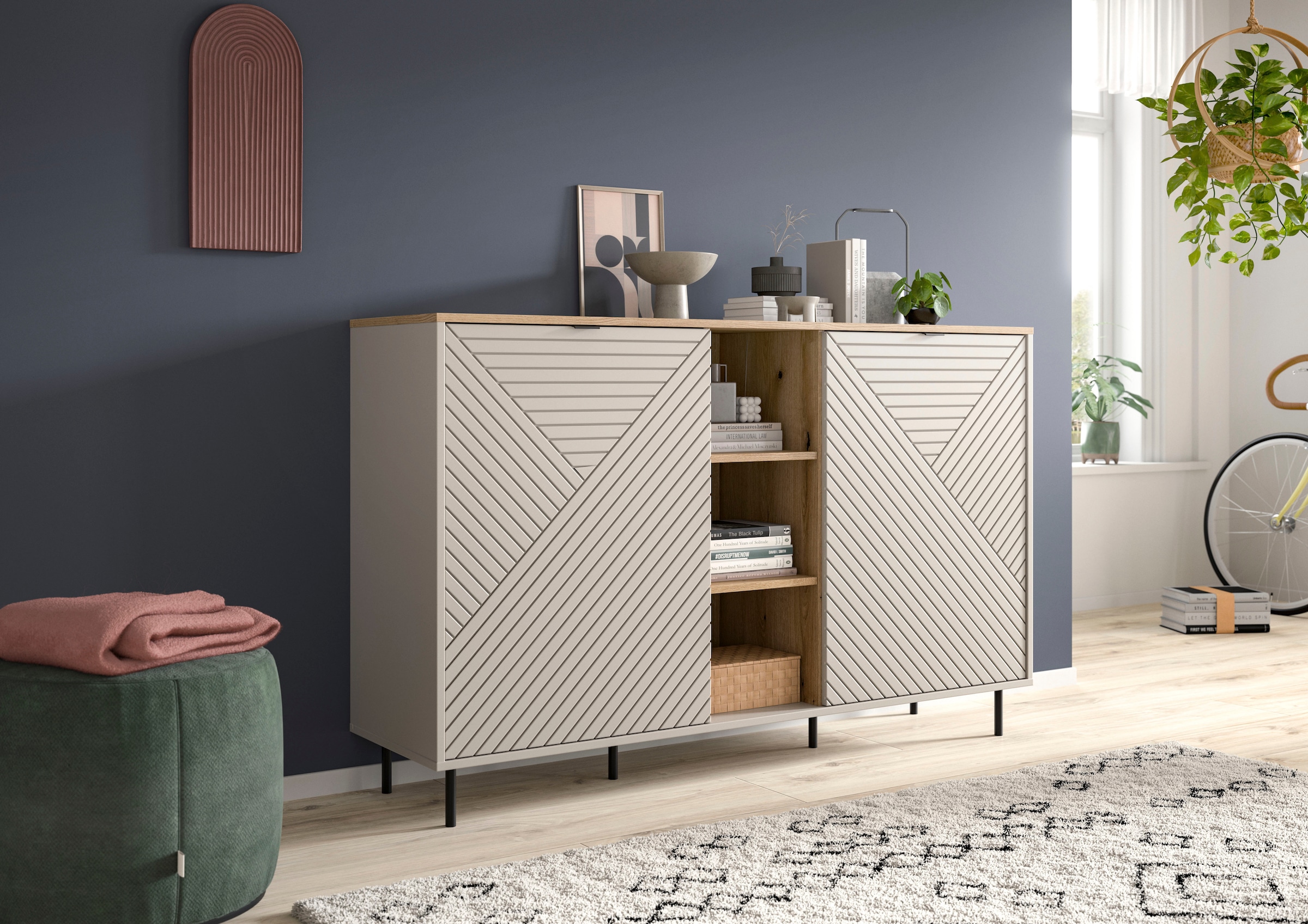Home affaire Sideboard »RAITA, Breite 154 cm, Front mit Desgin-Fräsung, 2 Türen, viel Stauraum« moderne Farbkombi, individuell einsetzbar, Griffe & Füsse aus Metall,  Kommode, Anrichte, Schrank, Highboard, TV-Board