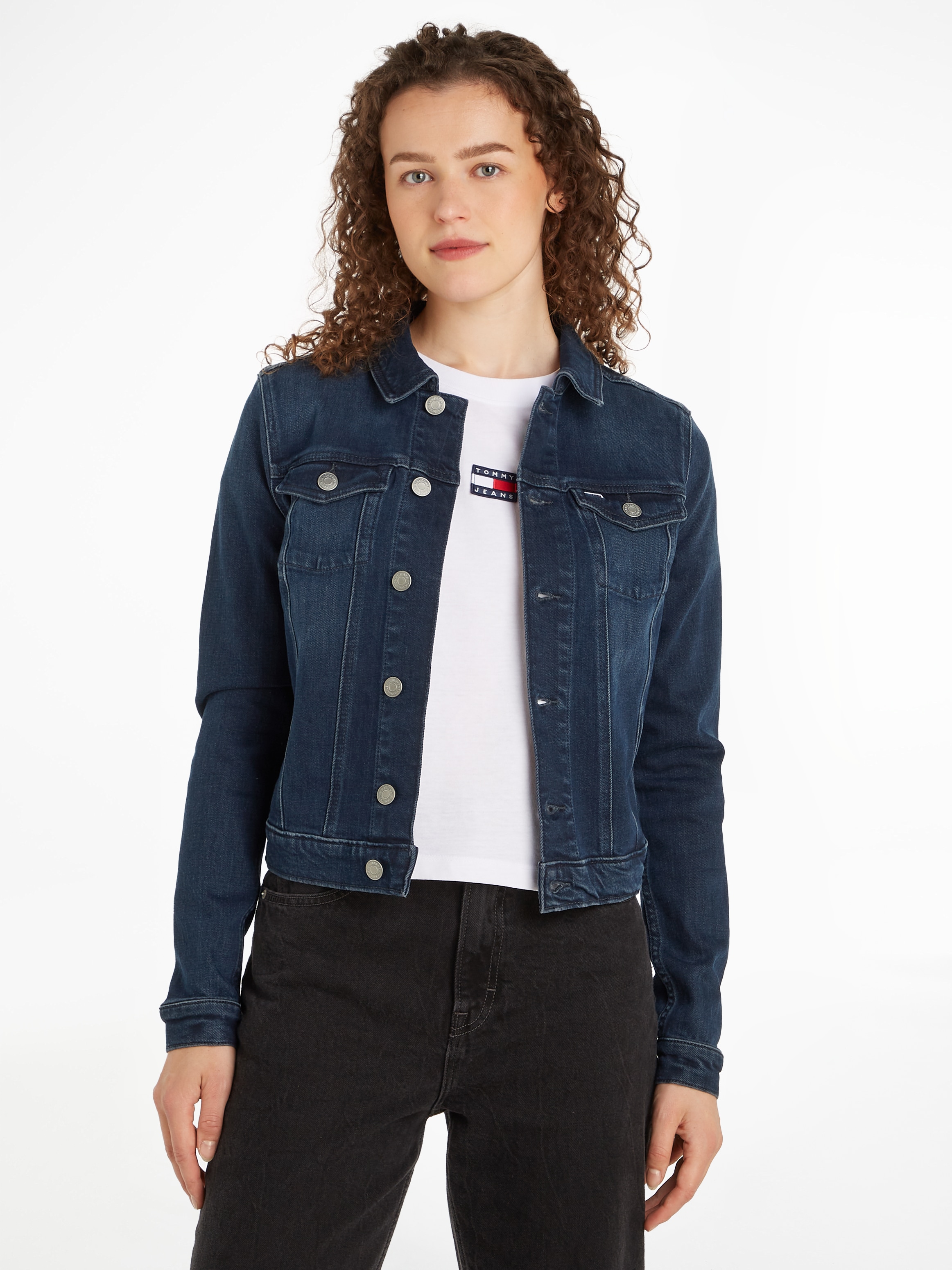 Tommy Jeans Jeansjacke »VIVIANNE SKN JACKET CH8168«, mit Tommy Jeans Flagge