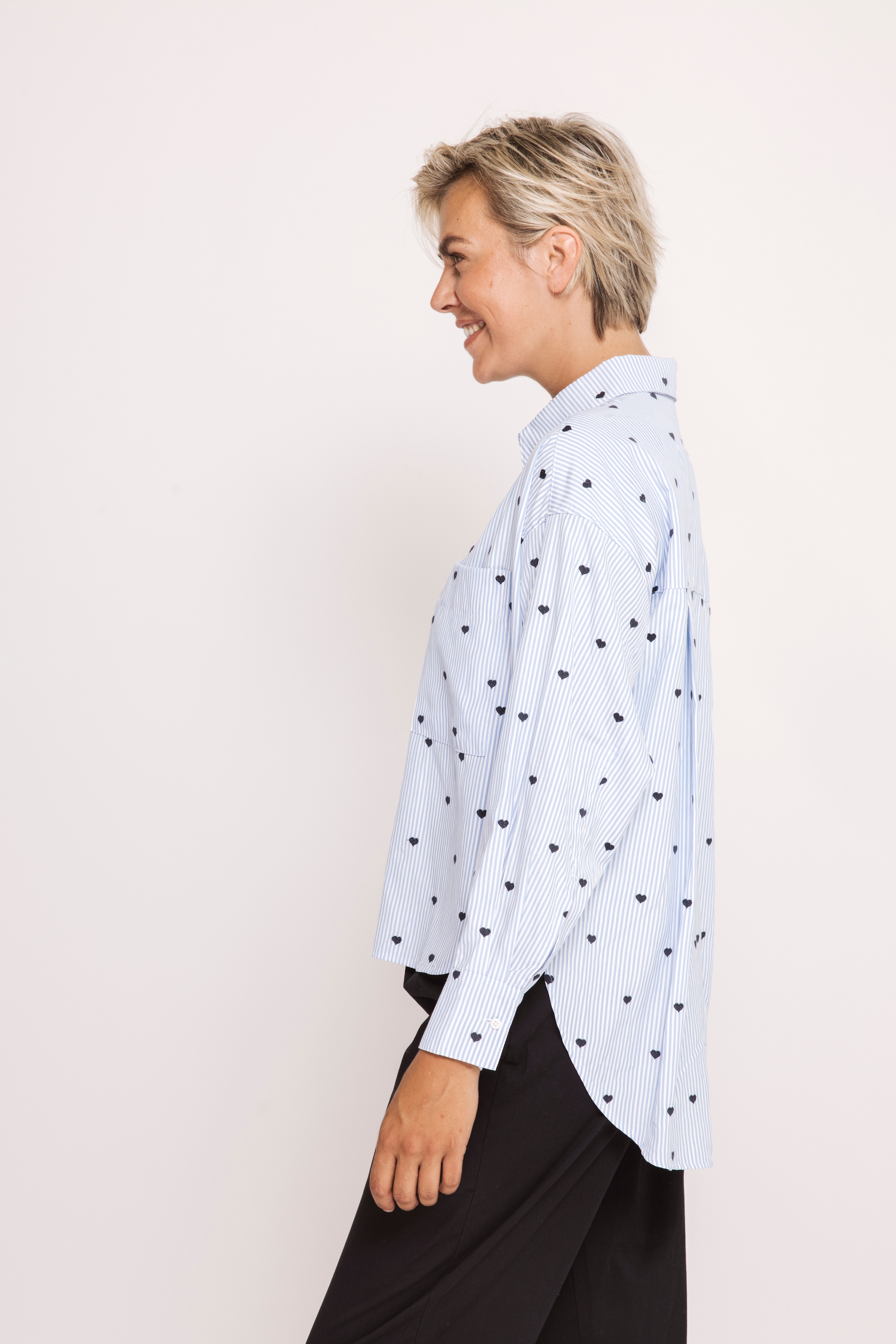 Zhrill Langarmbluse »ZHLUCY Ringelbluse mit Stickerei« im Ringellook und mit Herz-Stickereien