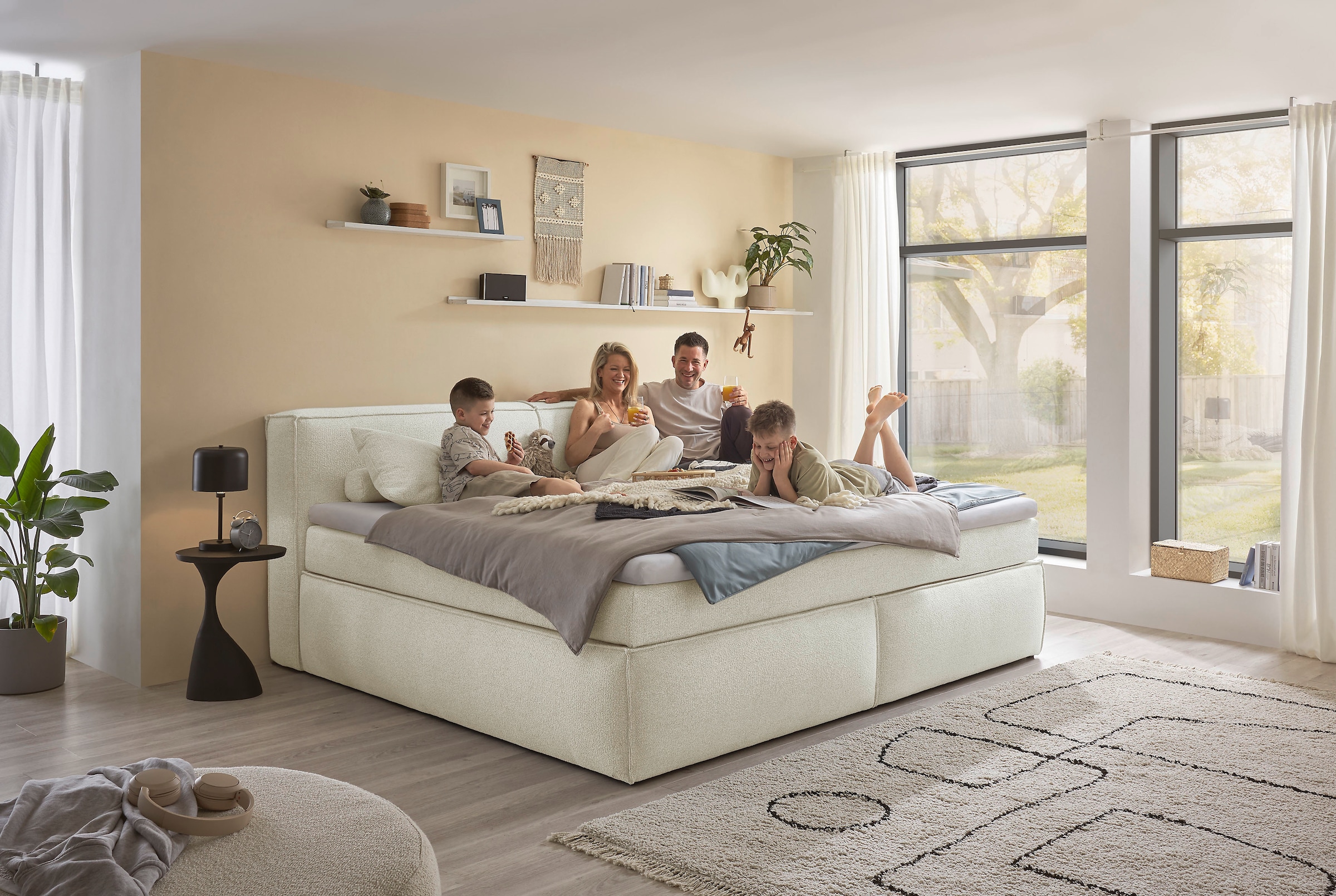 ED EXCITING DESIGN Lit boxspring »Sandon, Familienbett erhältlich in der Grösse 240x200cm« in verschiedenen Farben erhältlich