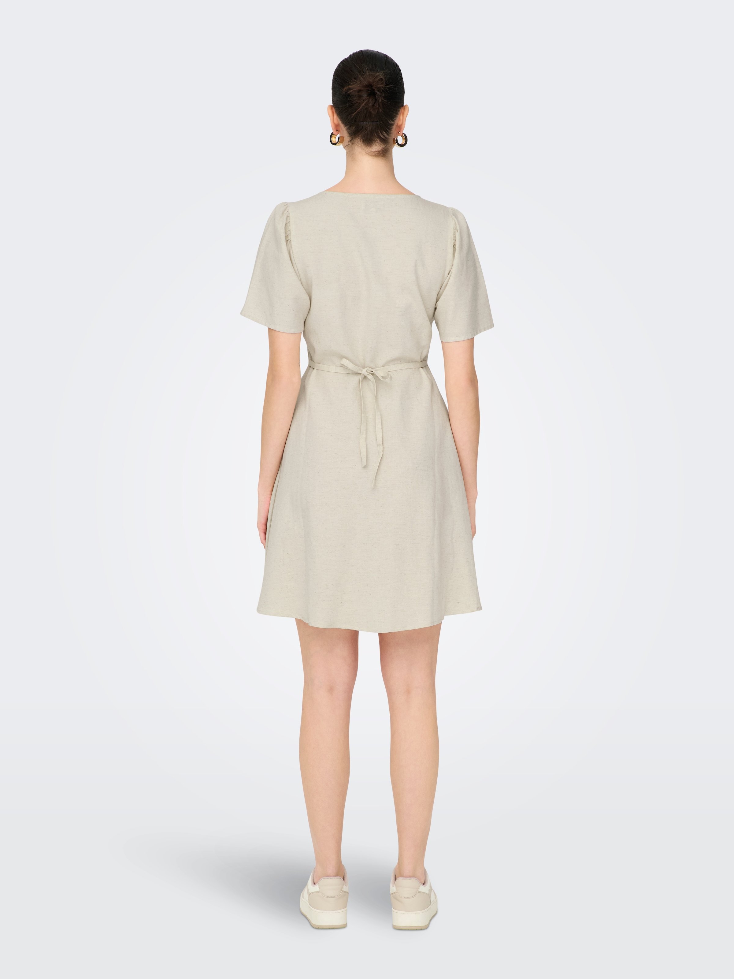 ONLY Mini-robe »ONLVITA LIFE S/S SHORT DRESS NOOS WVN« mélange viscose, coupe régulière