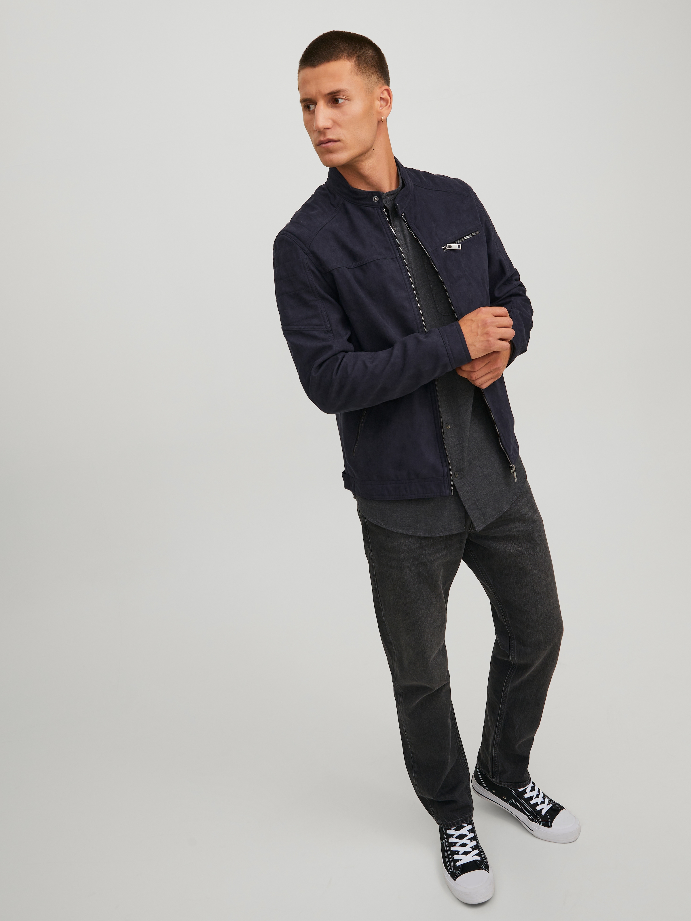 Jack & Jones Lederimitatjacke »JJEROCKY in Kunstlederoptik mit Reissverschlusstaschen« ohne Kapuze unifarben, modisch, regular fit, Lederimitat