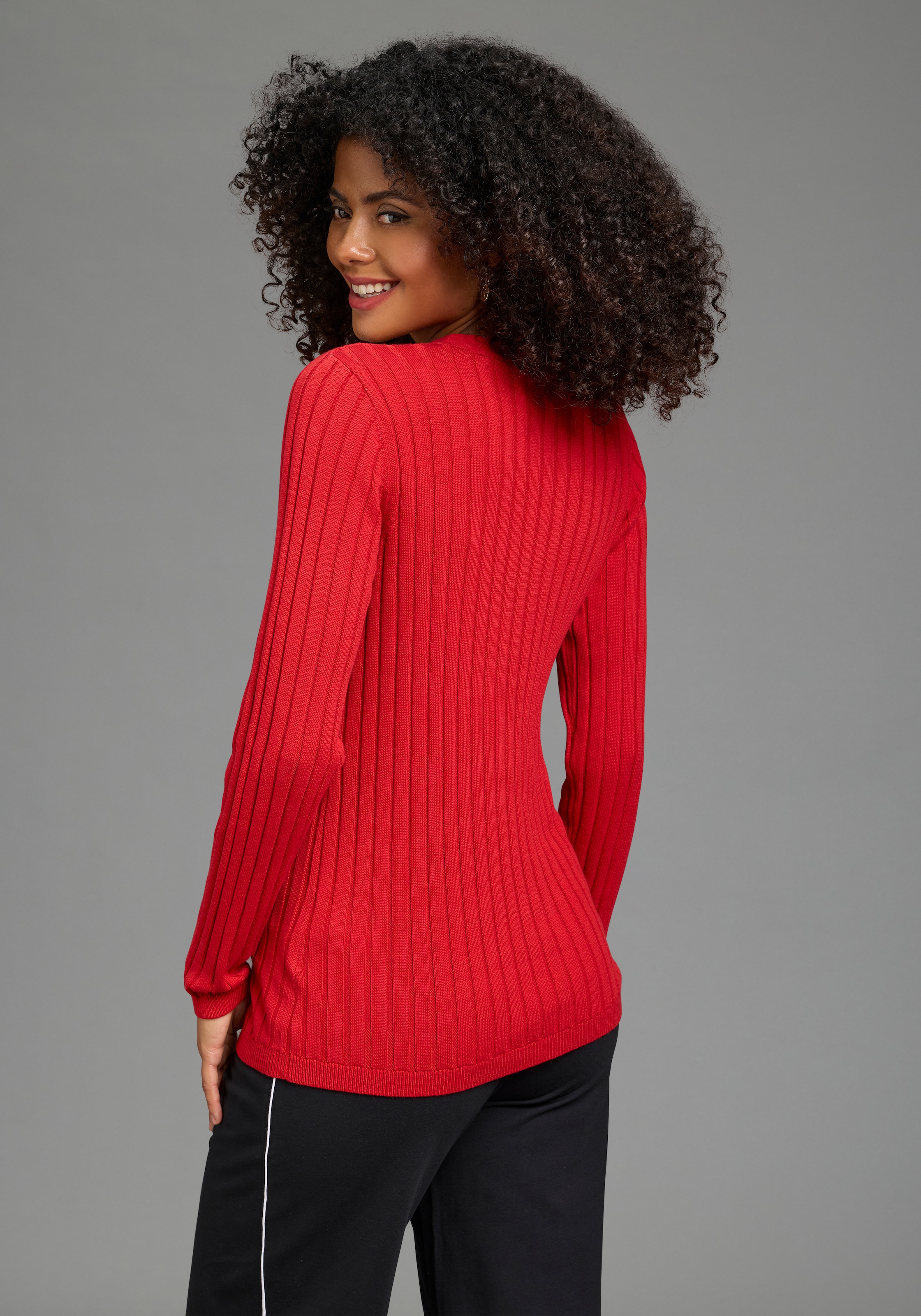 Neun Monate Pull de grossesse »Feinstrick-Umstandspullover mit Knöpfen - Stillpullover« Manches longues, en fine maille, avec un décolleté en V profond