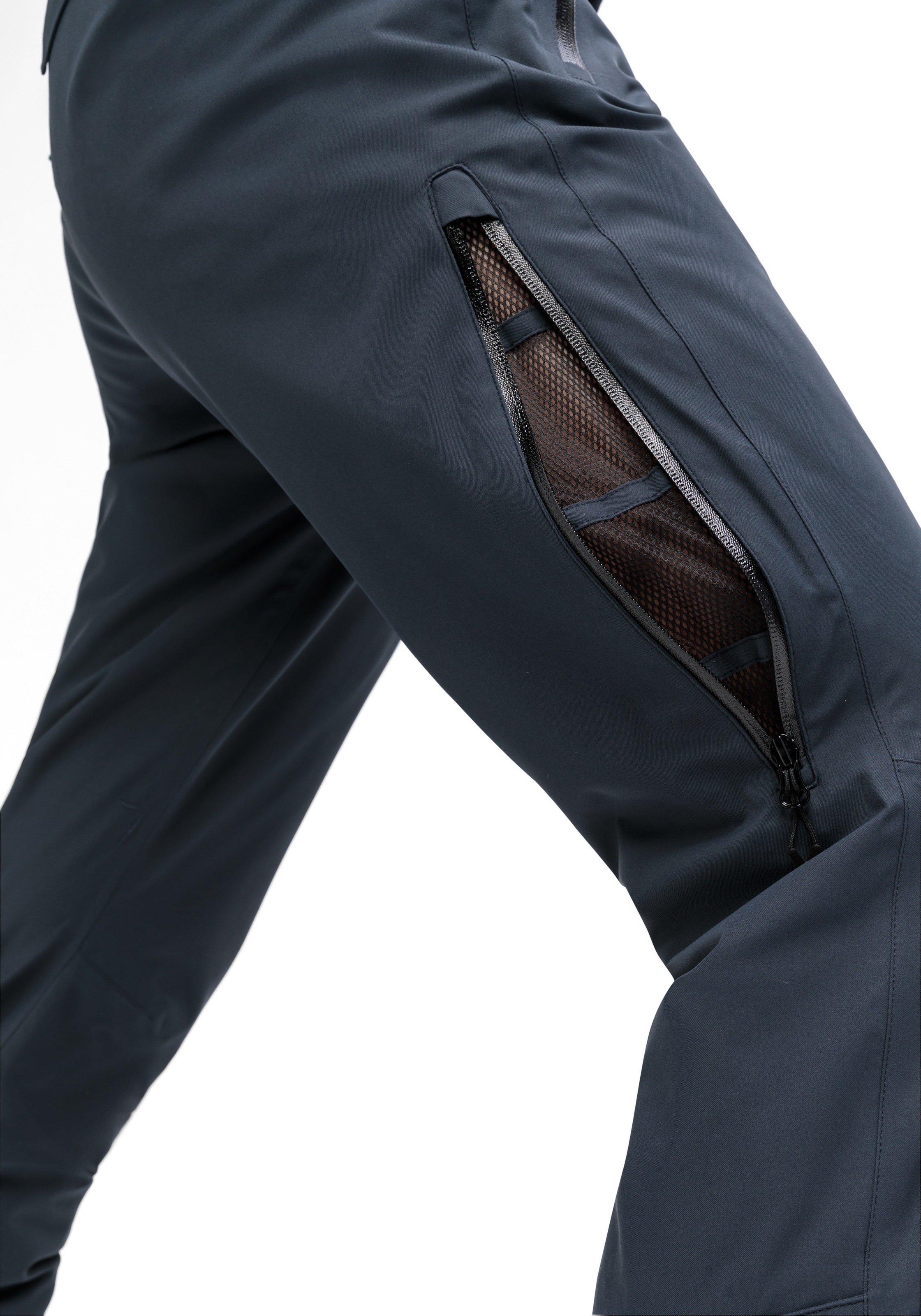 Maier Sports Skihose »Anton Vent slim«, Herren Schneehose mit Hosenträgern, wind/wasserdicht, Slim Fit