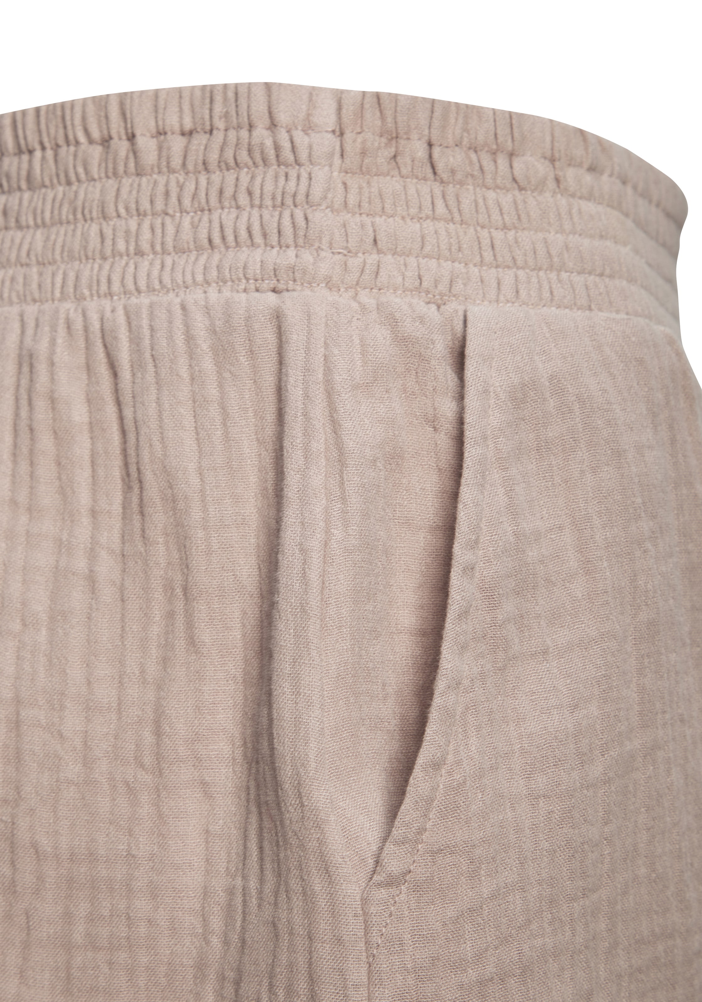 Beachtime by Lascana Short tissé »aus sommerlicher Musselinware«  shorts légers de plage, pantalon d'été, pantalon sans braguette