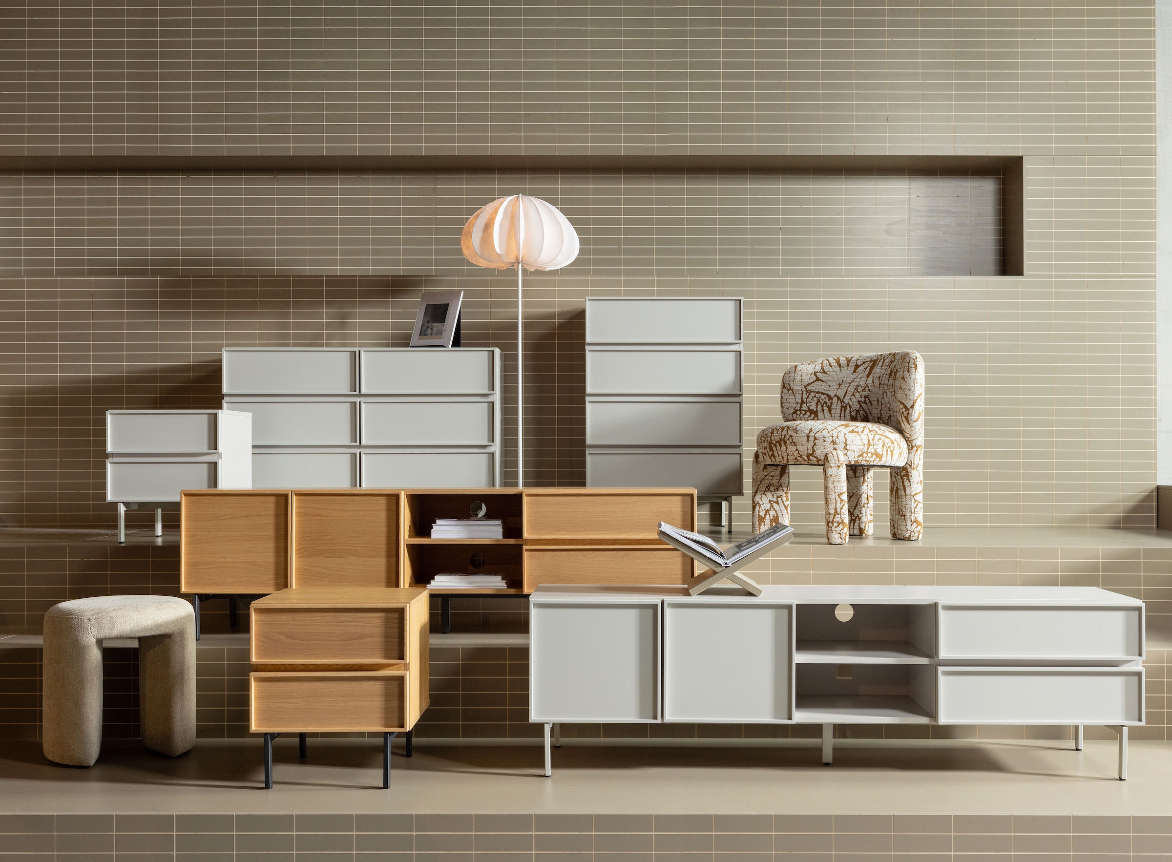 WOOOD Buffet »Tours mit Melamin-MDF und breiter Ausführung B 120 x T 42 x H 80 cm« Capacité de charge de la plaque de recouvrement 50 kg, surface anti-salissures