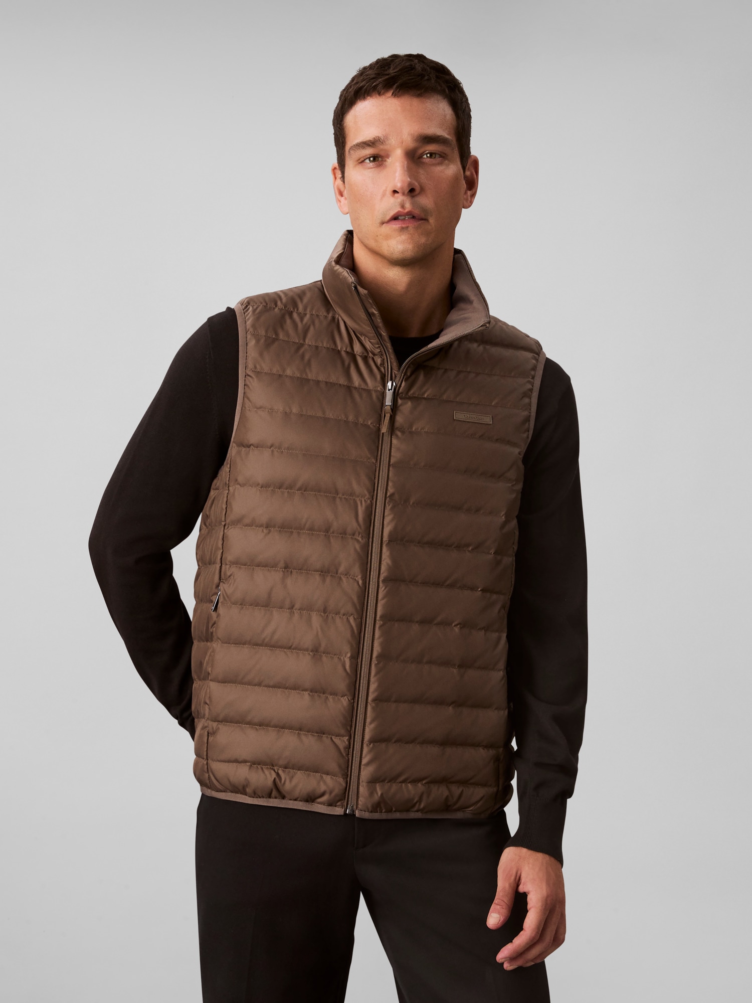 Image of Calvin Klein Steppweste "SLVLSS LT WT NYLON PUFFER VEST" Mit Rundhalsausschnitt