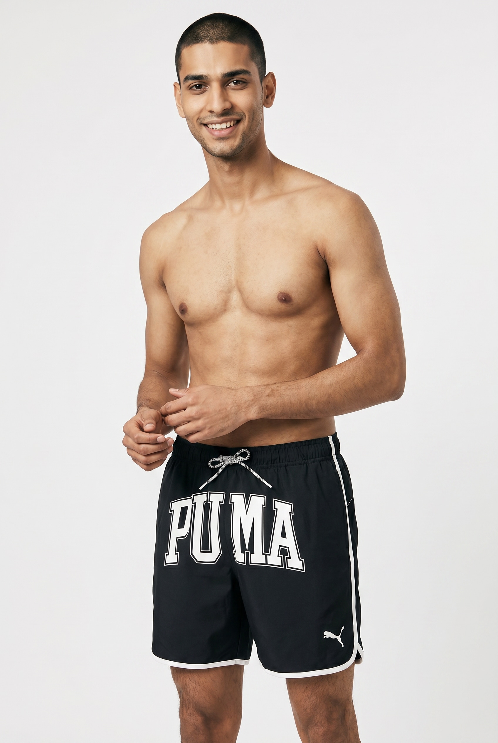 Image of PUMA Badeshorts 1 Stk. mit auffälligem Logo-Schriftzug