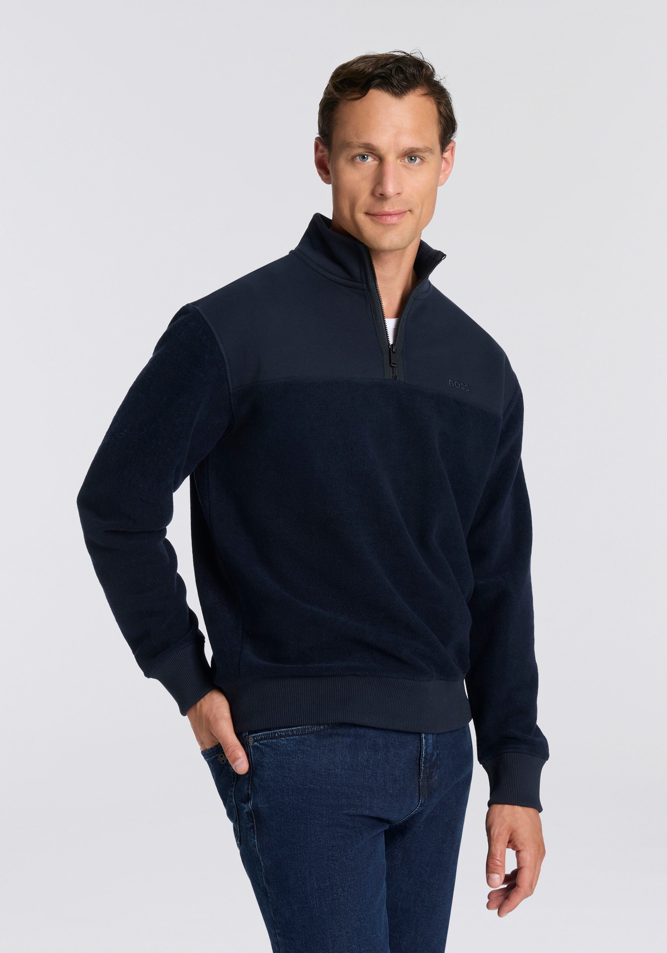 Image of BOSS ORANGE Sweatshirt "Ze winterbrush", regular fit, mit Stehkragen und Reissverschluss