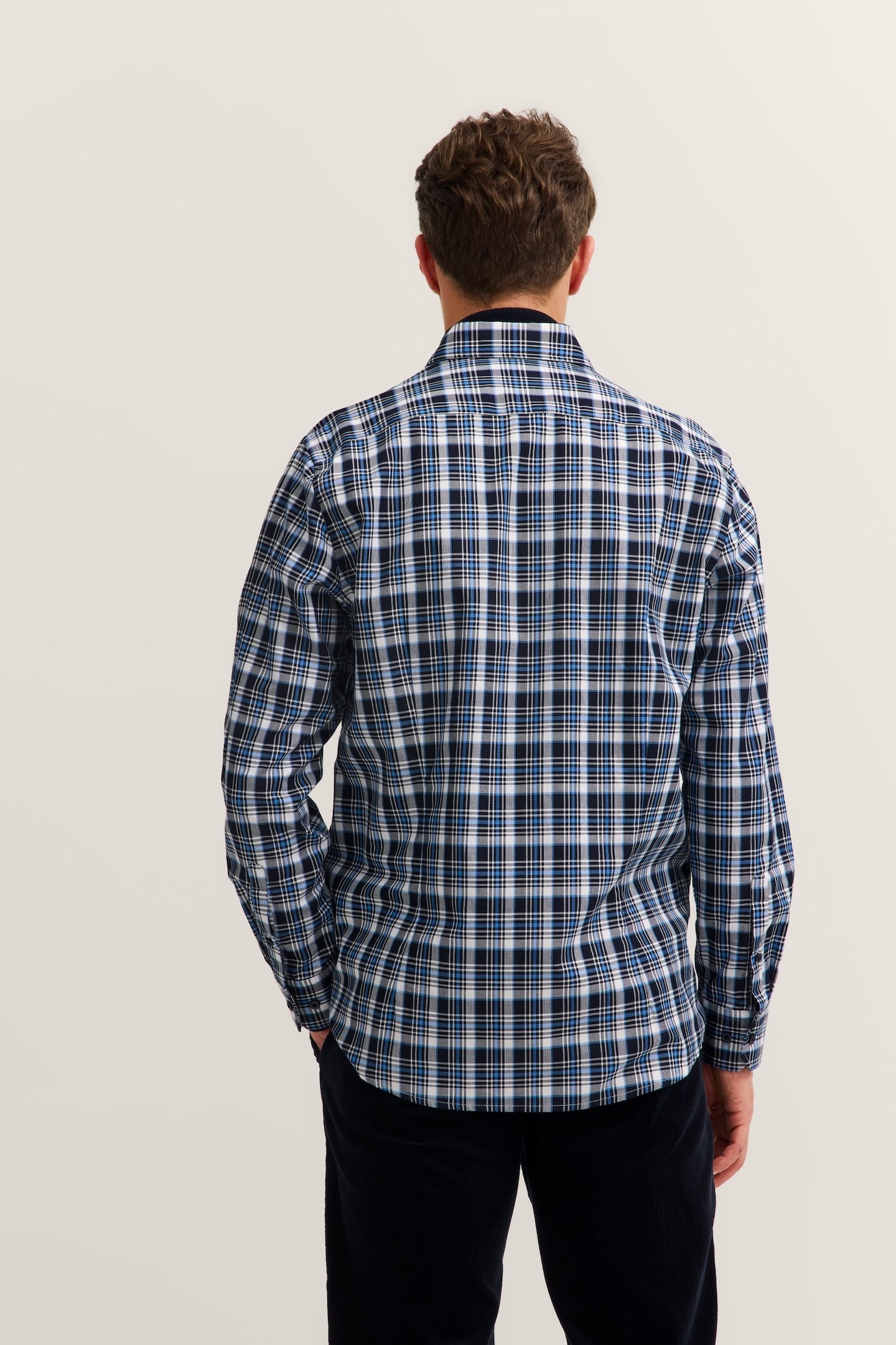 bugatti Chemise à manches longues »Modern Fit« kariert mit Brusttasche & Easy-Care