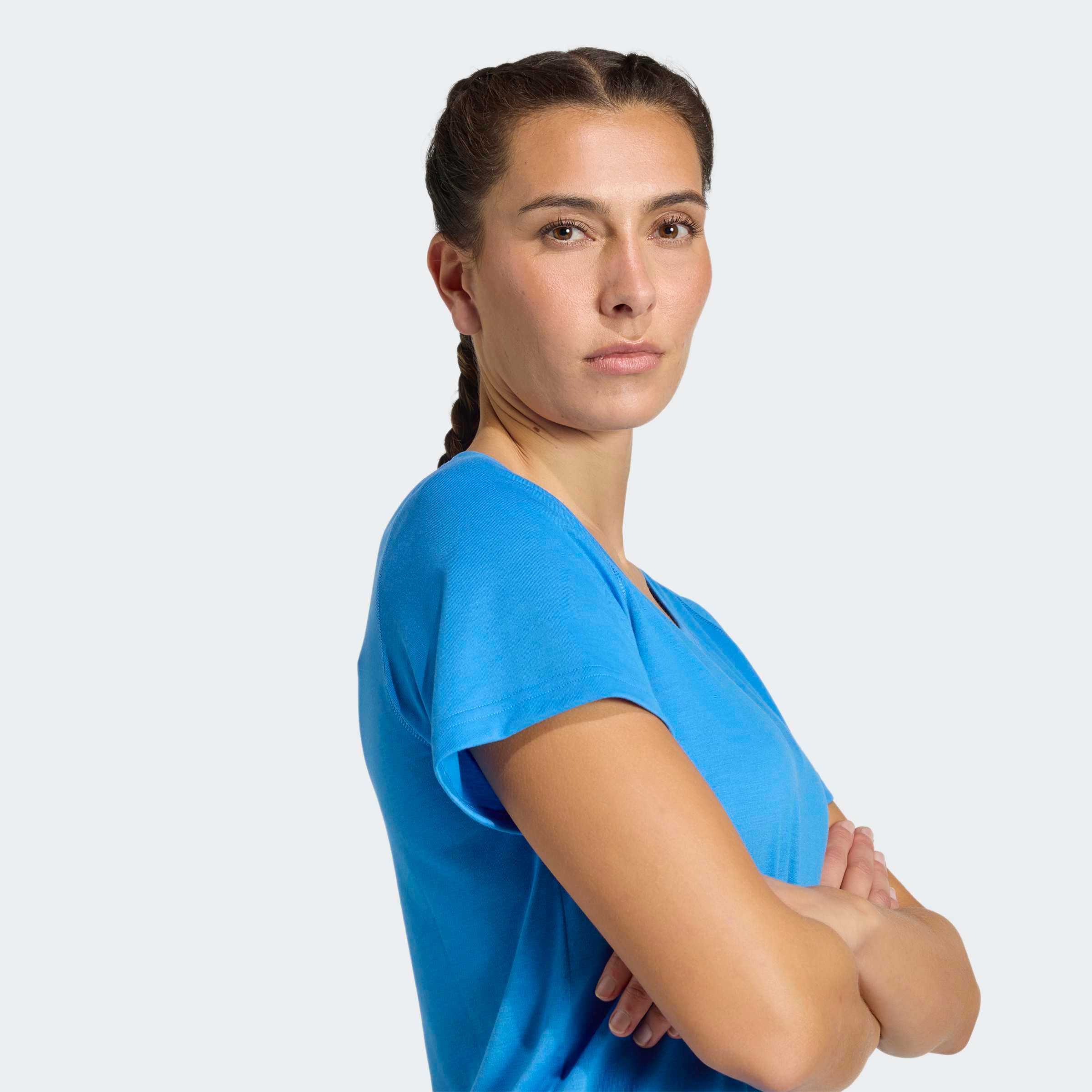 adidas Performance T-Shirt »WORKOUT ESSENTIALS MIT TIEFEM AUSSCHNITT«