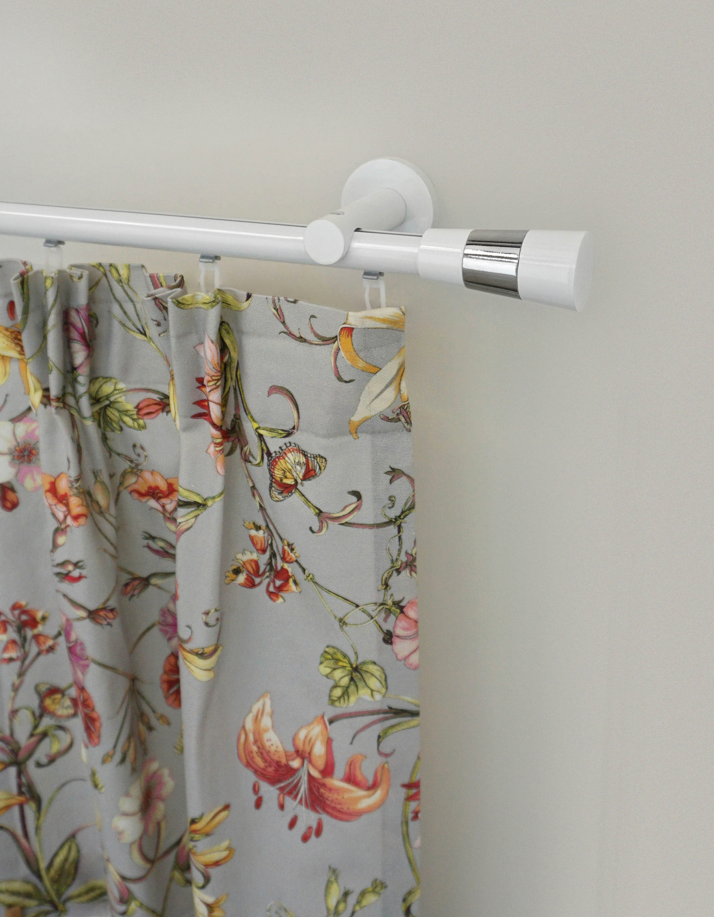 GARESA Gardinenstange »WHITE« Ø 20 mm 1 läufig-läufig Wunschmasslänge Vorhanggarnitur, Innenlauf, verlängerbar, Wandmont., Endknopf 2-färbig