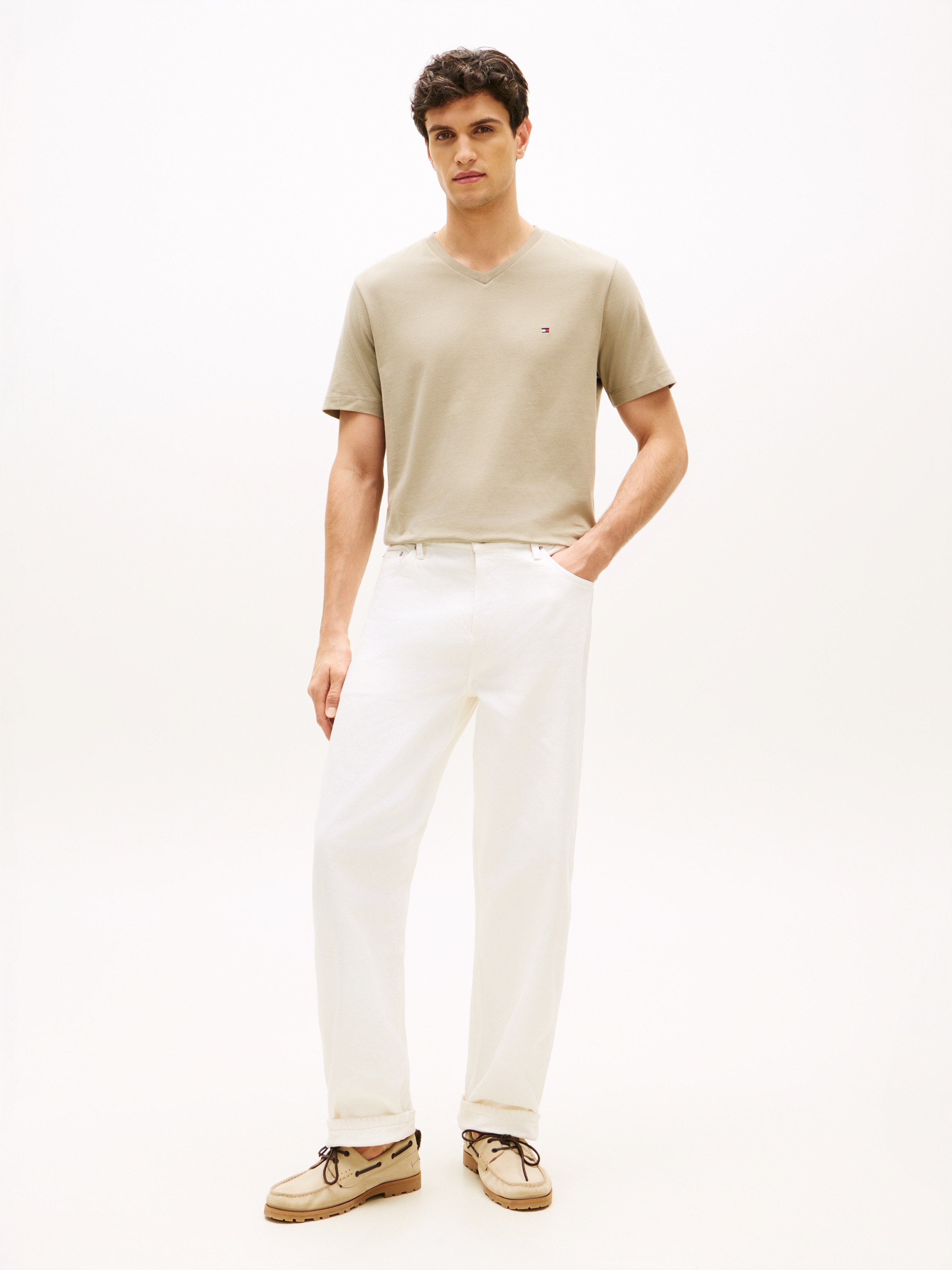 Tommy Hilfiger T-shirt en V »ESSENTIAL V-NECK« unifarben, casual, regular fit, Baumwolle,