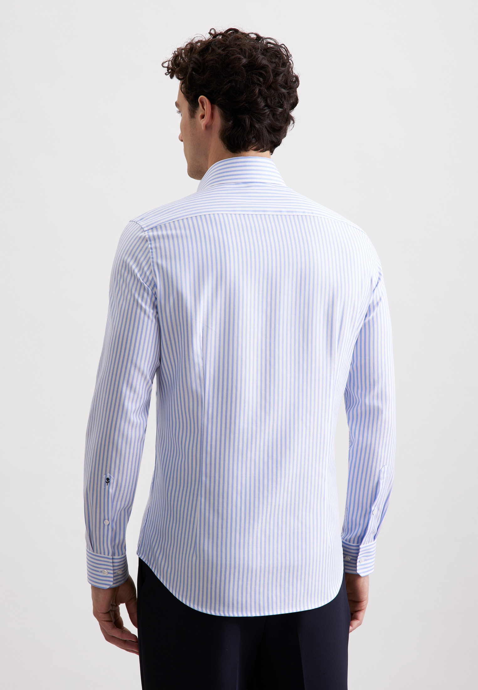 seidensticker Businesshemd »Schwarze Rose« Shaped 1/1 Kentkragen Gestreift