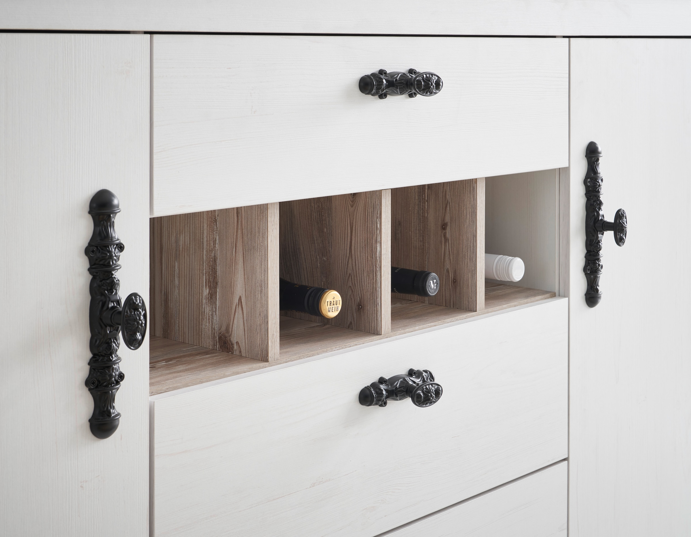 Home affaire Unterschrank »Florenz, Küchenunterschrank in Pinie Weiss, Unterschrank«, mit verschnörkeltem Metallgriff, im Landhausstil, Arbeitshöhe 92 cm