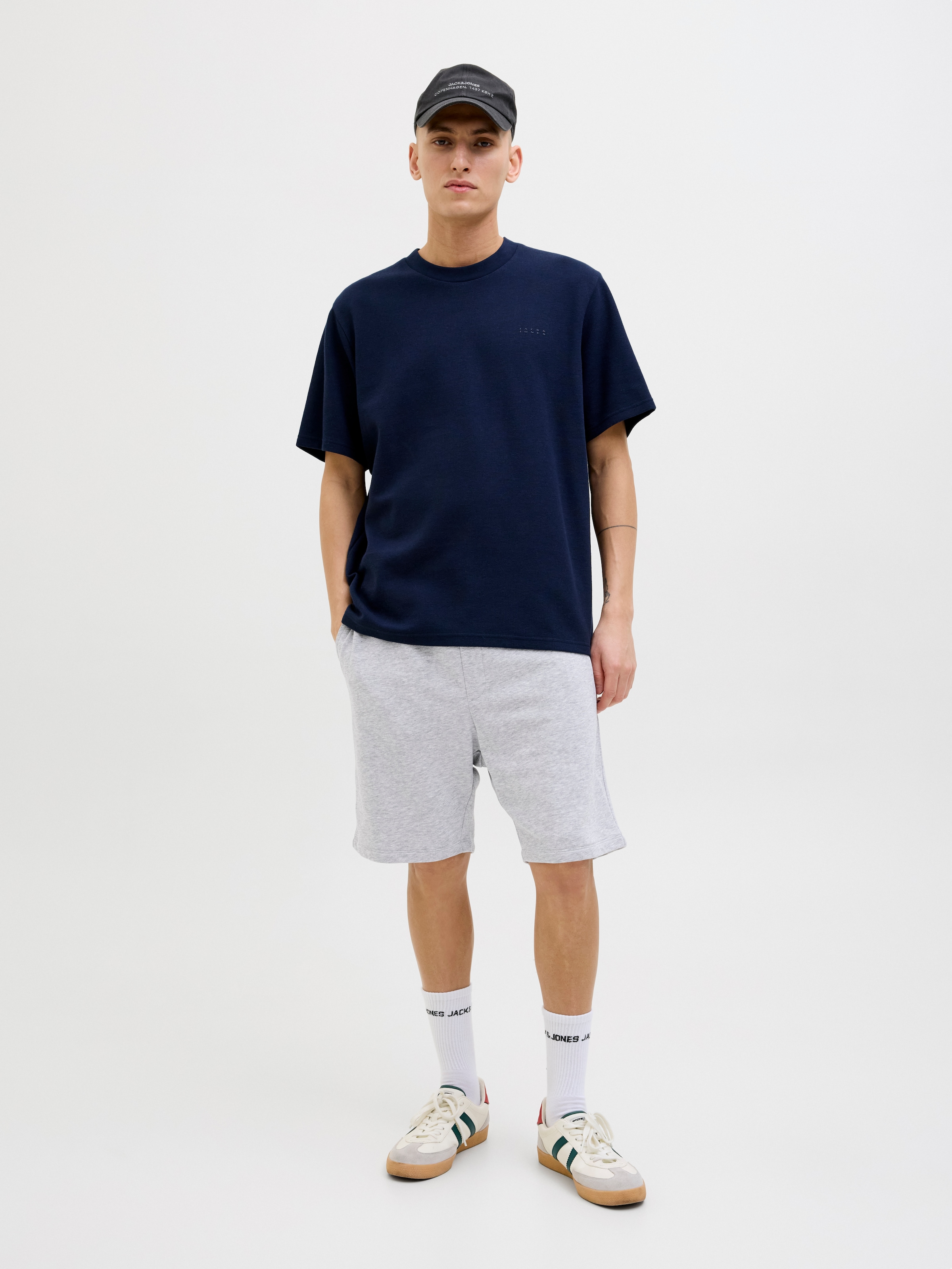 Image of Jack & Jones Sweatshorts "JPSTGORDON BRADLEY SWEAT SHORTS MP 2PK" Materialmix, regular fit