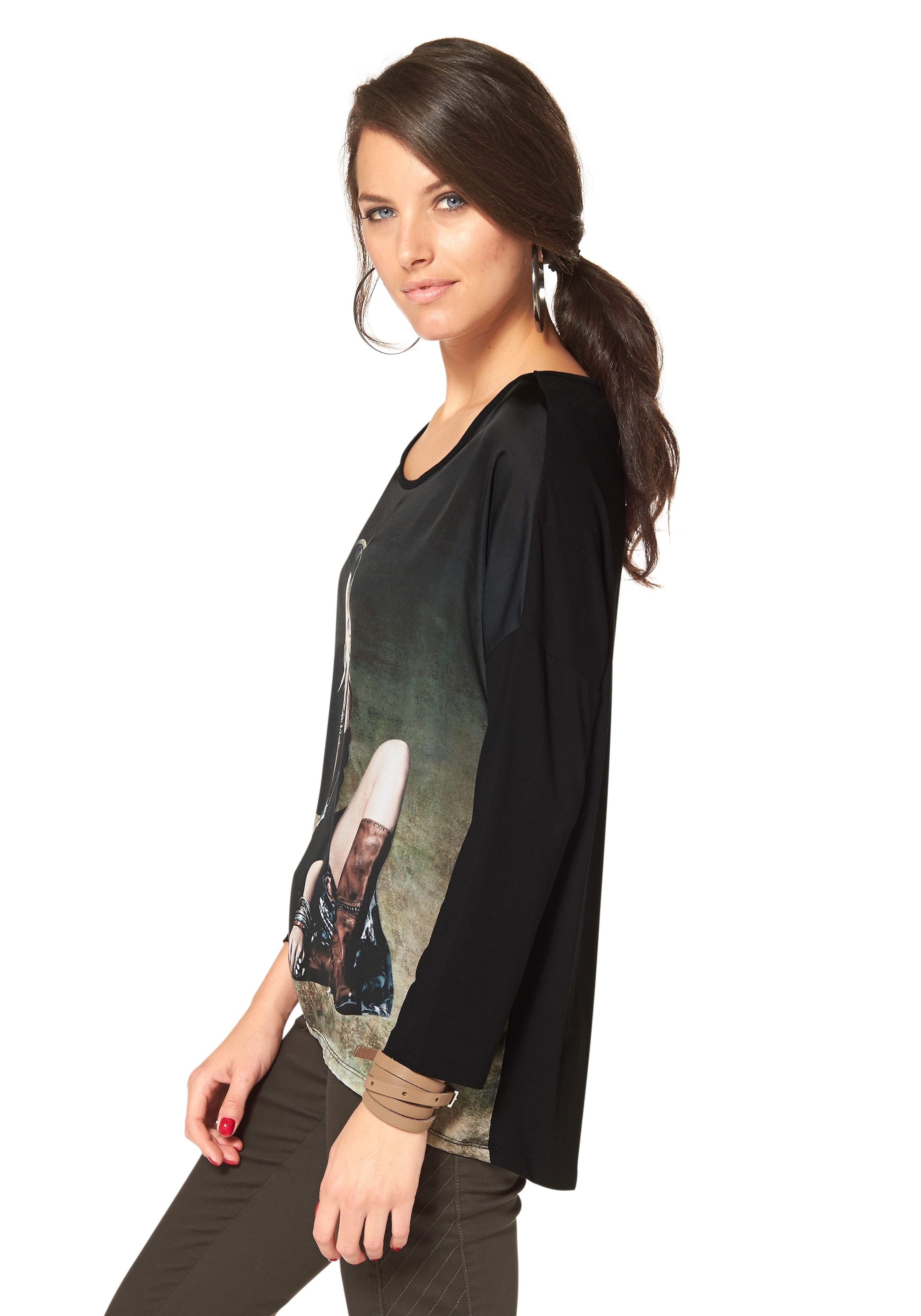 Aniston CASUAL Langarmshirt, mit femininem Frontdruck