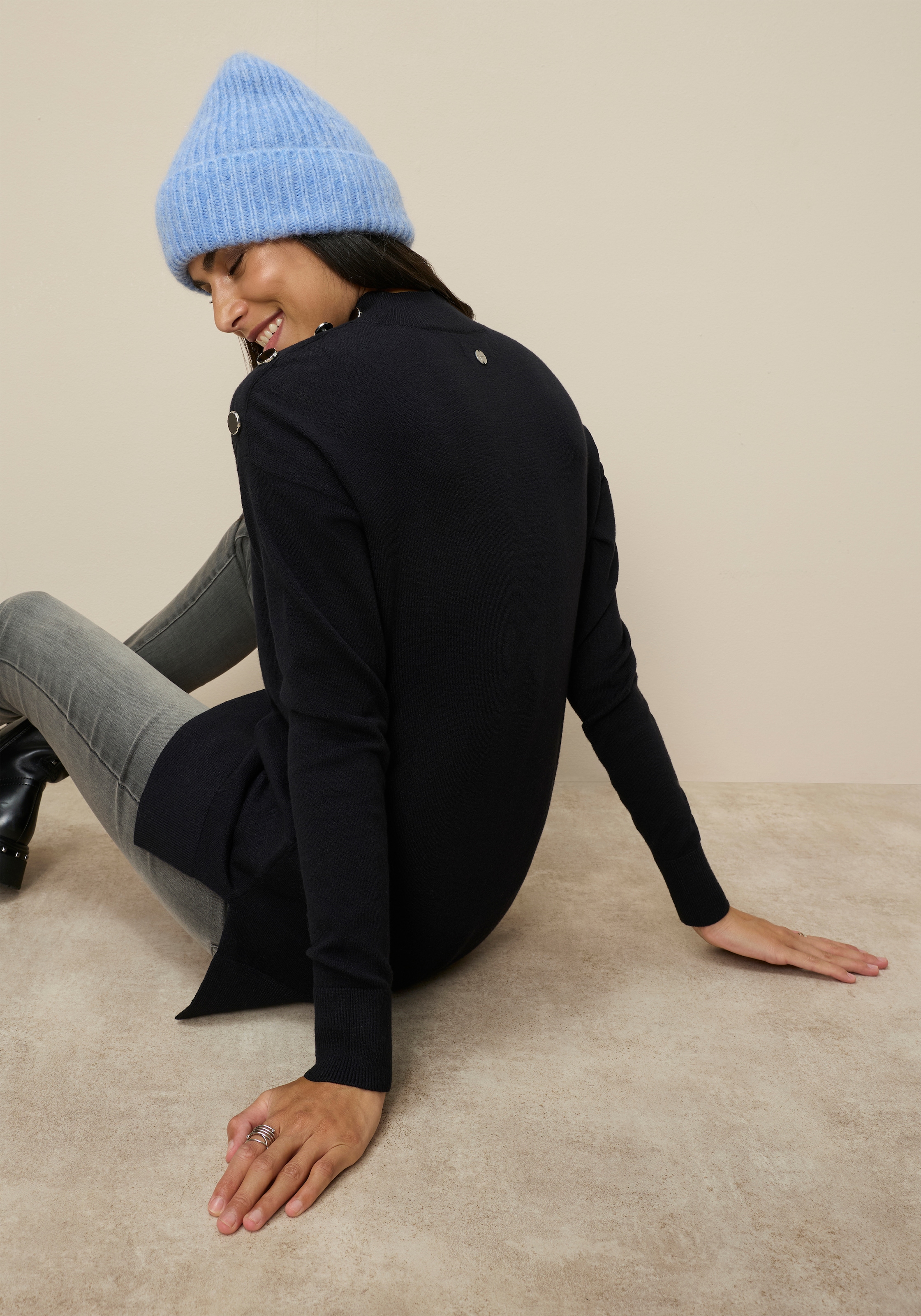 Tamaris Pull à col montant mit Knöpfen an der Schulter