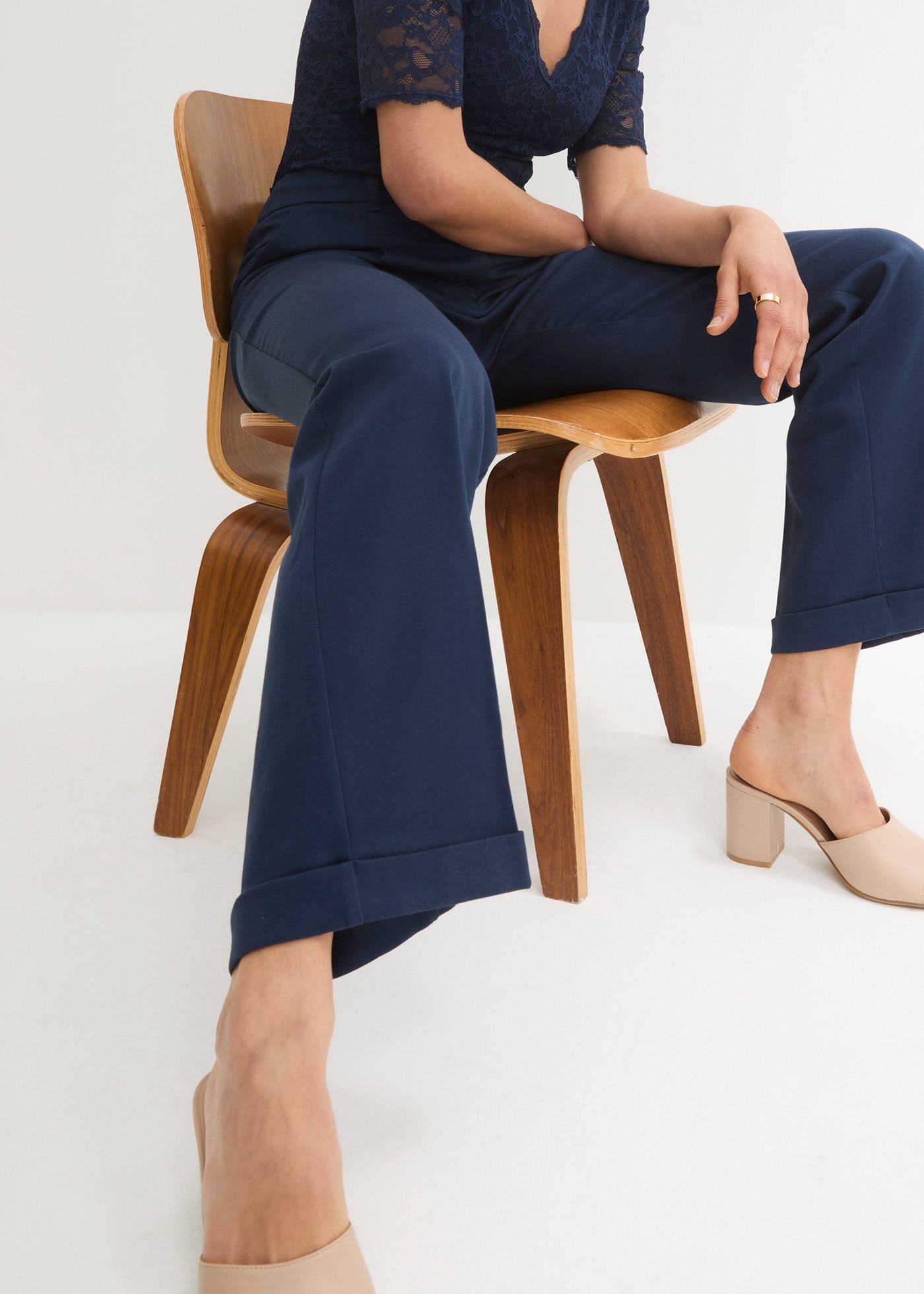 bonprix Pantalon marlène »Marlenehose«  weite Hose, mit Bügelfalte und Umschlagsaum, lockere Passform