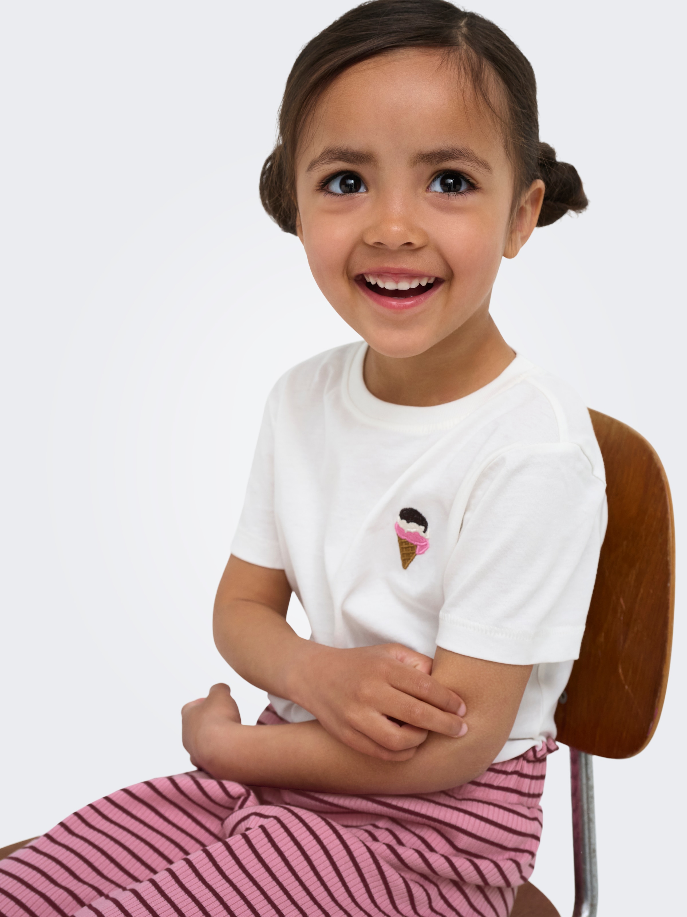 KIDS ONLY T-shirt »KMGVEGA LIFE SS REG EMB TEE BOX JRS NOOS«