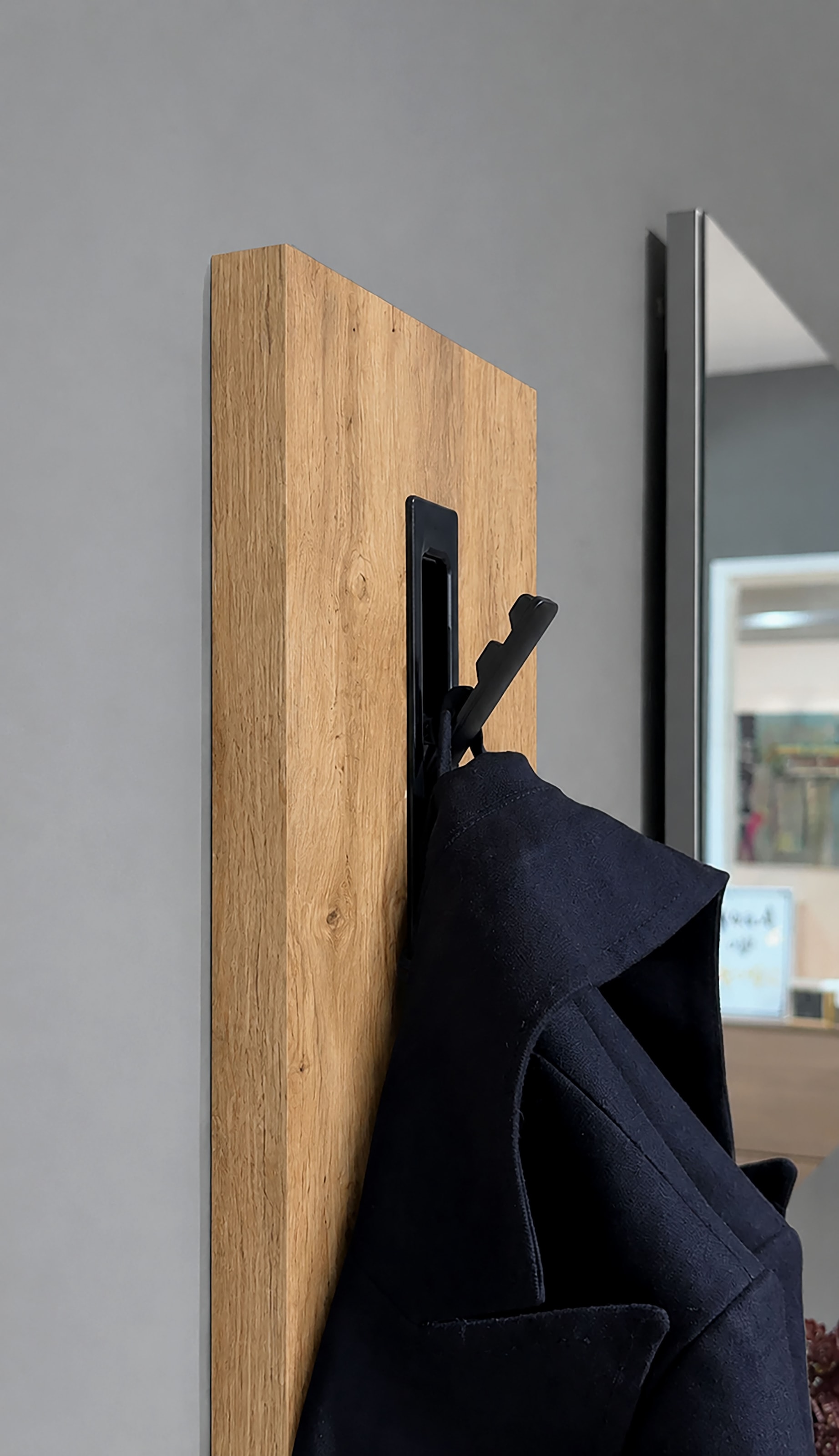 Schildmeyer Garderobenpaneel »Saga, mit 3 ausklappbaren Kleiderhaken, Made in Germany« 1 Stk. tlg. Fühlbare Holzstruktur, Made in Germany