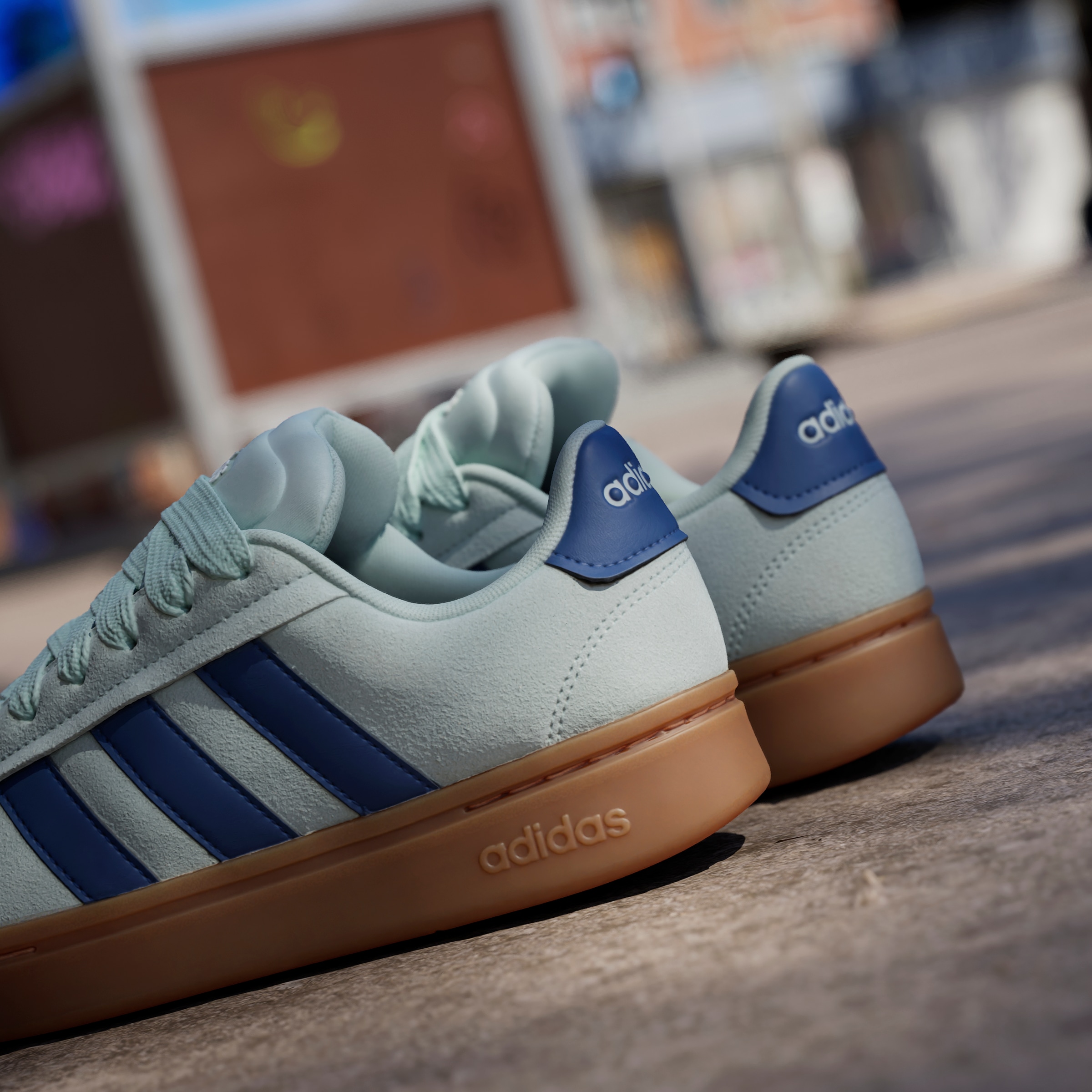 adidas Sportswear Sneaker »GRAND COURT ALPHA«, Design inspiriert vom adidas Campus 00