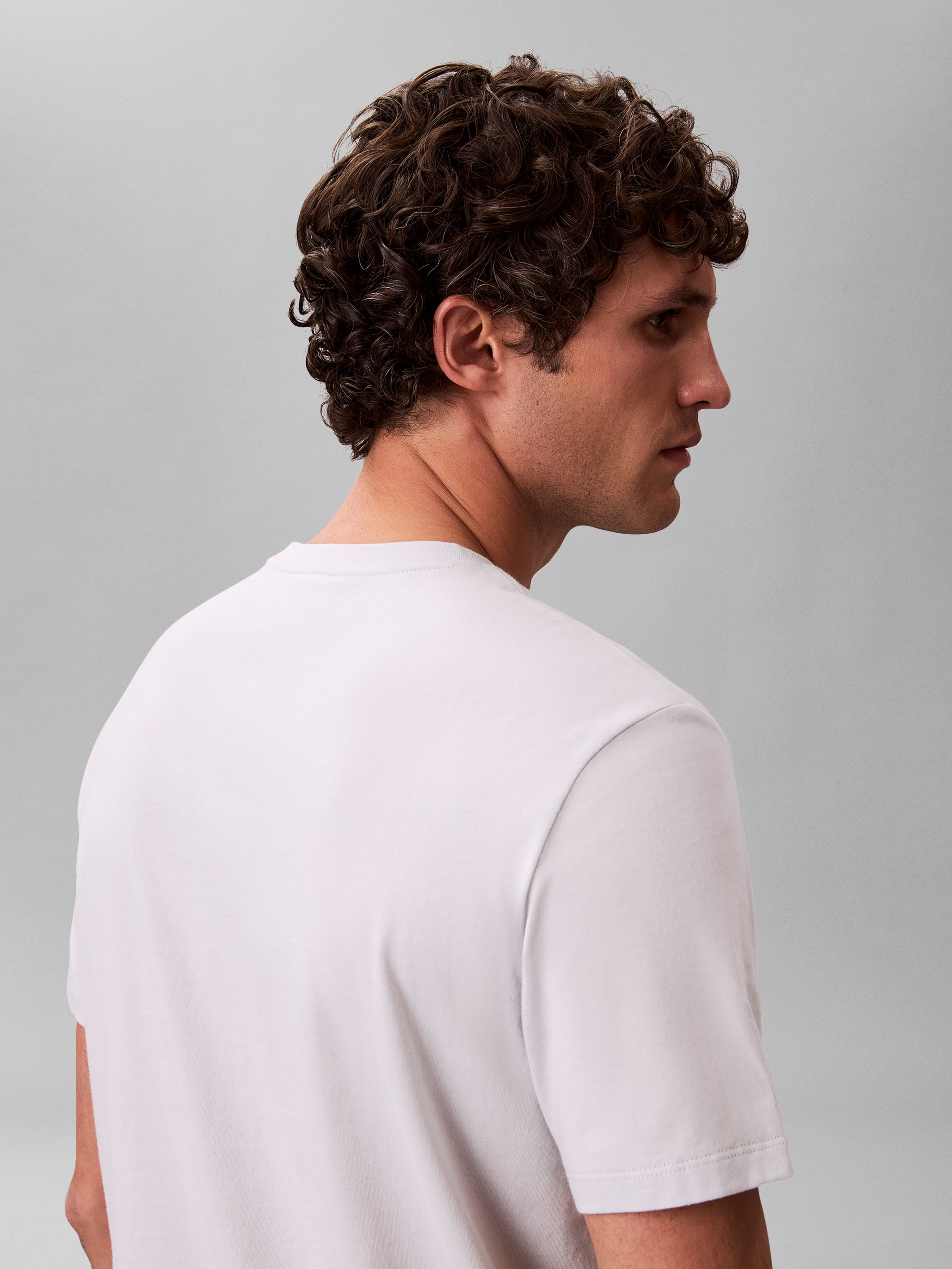 Calvin Klein Jeans T-shirt »SS BADGE TEE 2 PACK« Paquet, 2er-Pack, 2 Mit Rundhalsausschnitt