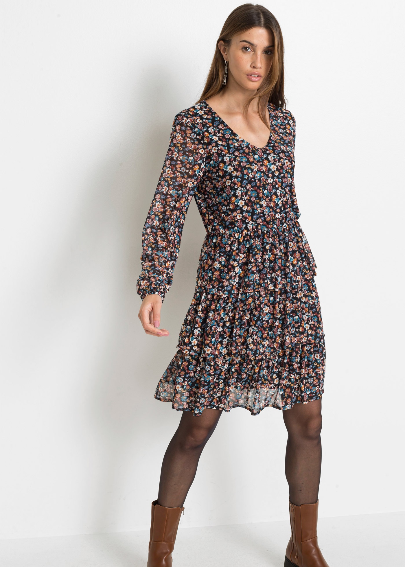 Image of bonprix Minikleid für vielseitige Grössen von 32/34 bis 48/50, mit Blumenmuster