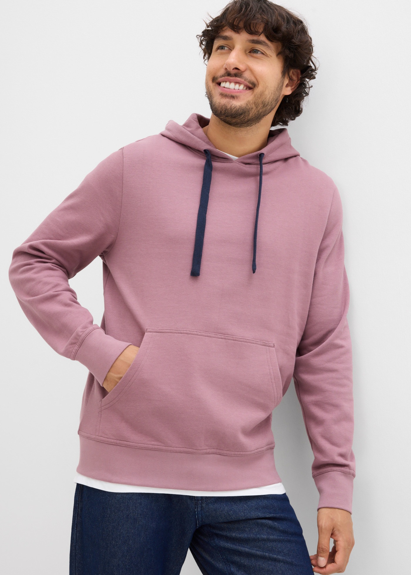 Image of bonprix "Hoodie aus reiner Baumwolle", mit weich angerauter Innenseite, Regular Fit, hüftbedeckend