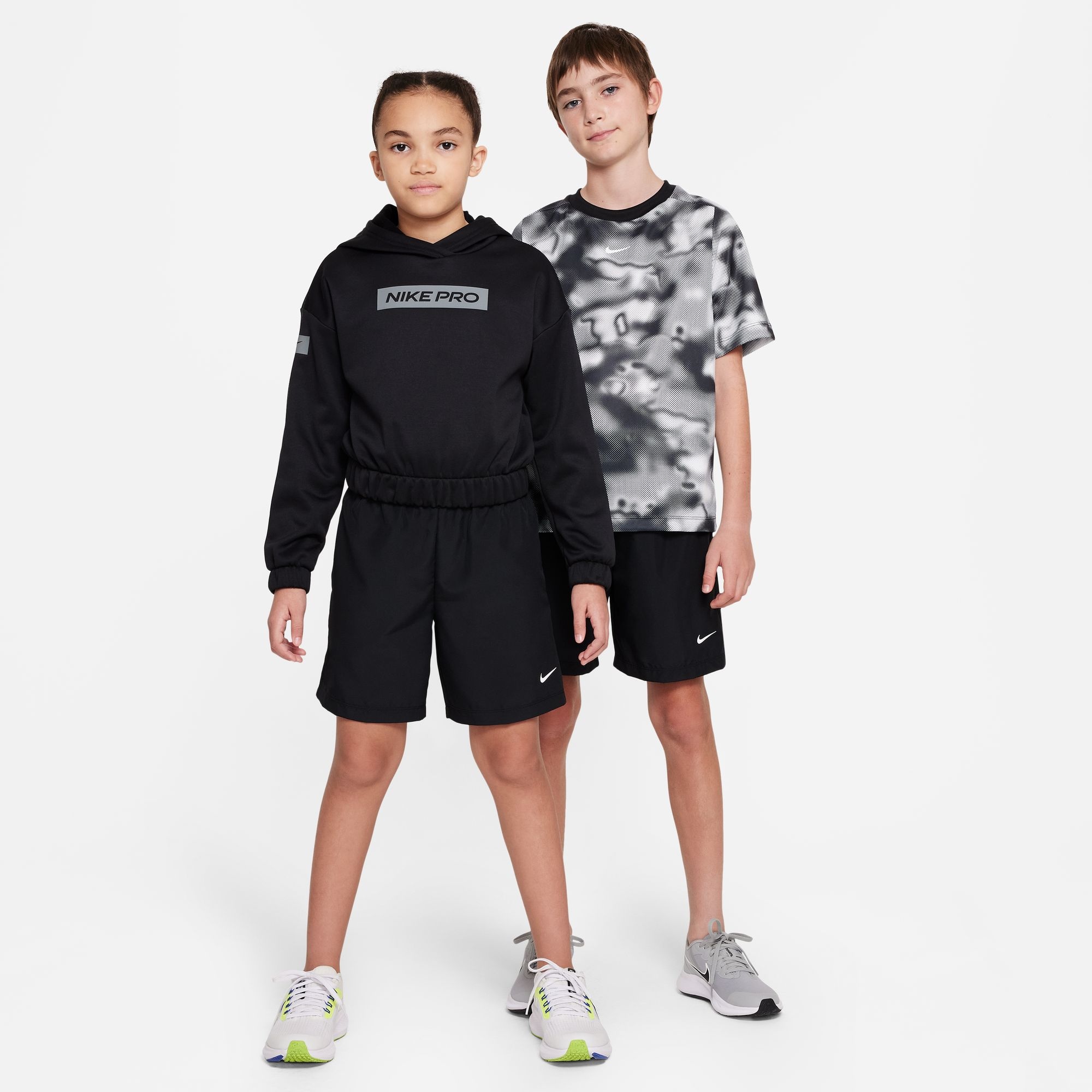 Nike Trainingsshorts »DRI-FIT MULTI+ BIG KIDS' (BOYS') TRAINING SHORTS«