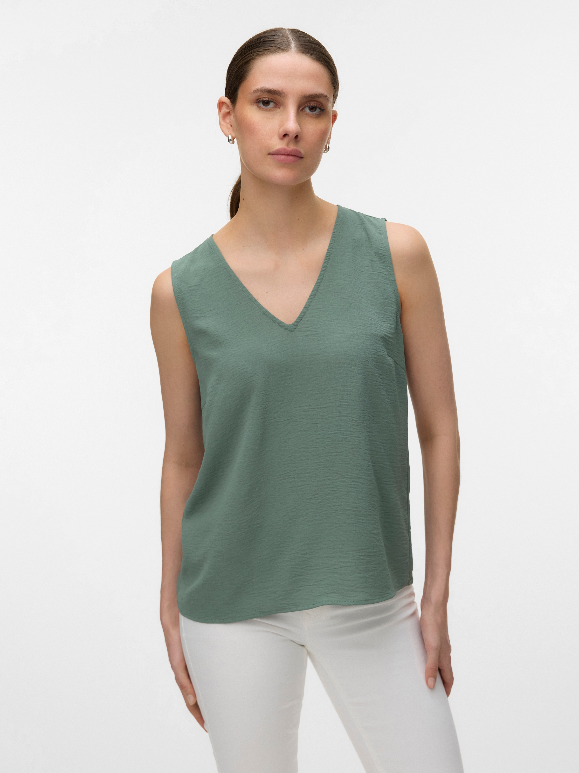 Vero Moda Haut de chemise »VMALVA S/L V-NECK TOP WVN NOOS« Kunstfaser, regular fit