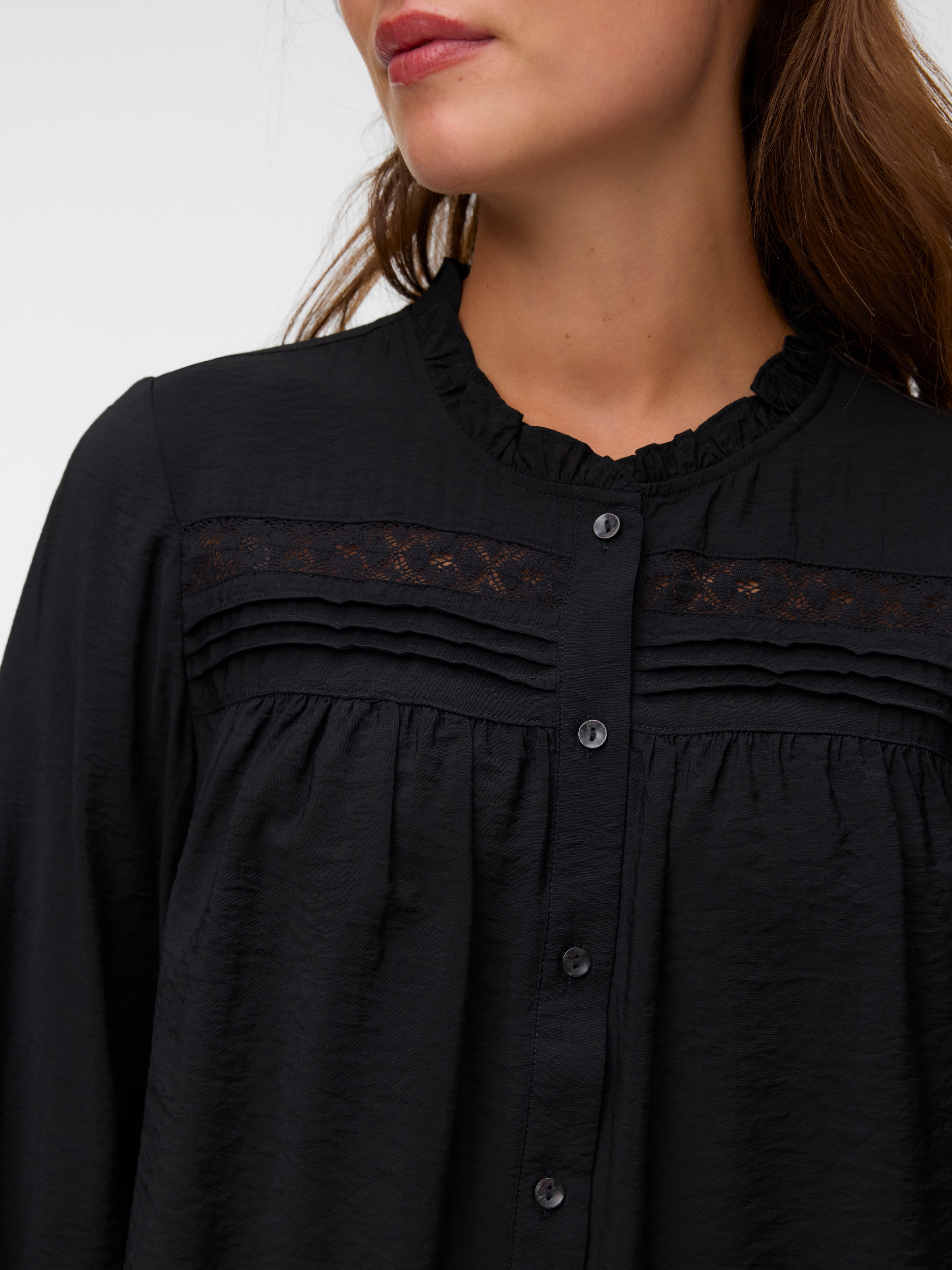 Vero Moda Blouse à manches longues »VMCASEY LS LACE SHIRT WVN NOOS« mélange viscose, coupe régulière