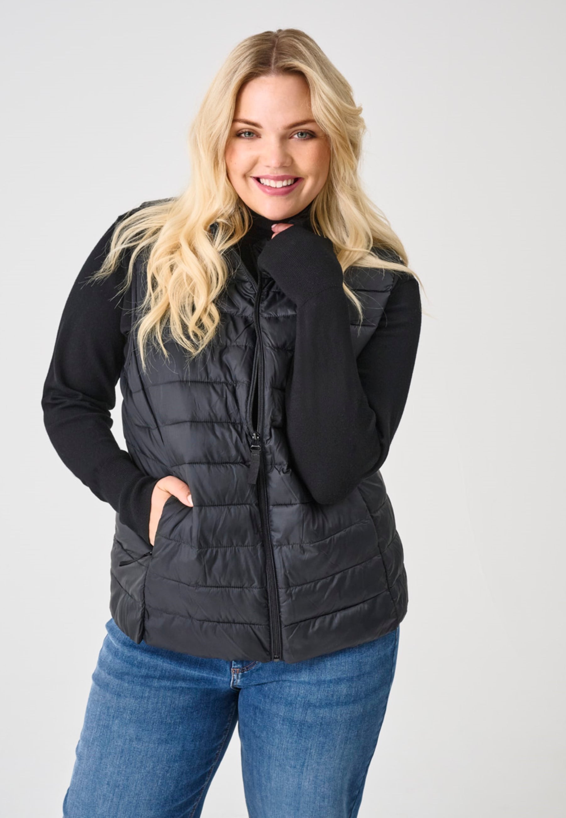 Image of ONLY CARMAKOMA Steppweste "CARTAHIA LW QUILTED WAISTCOAT OTW"