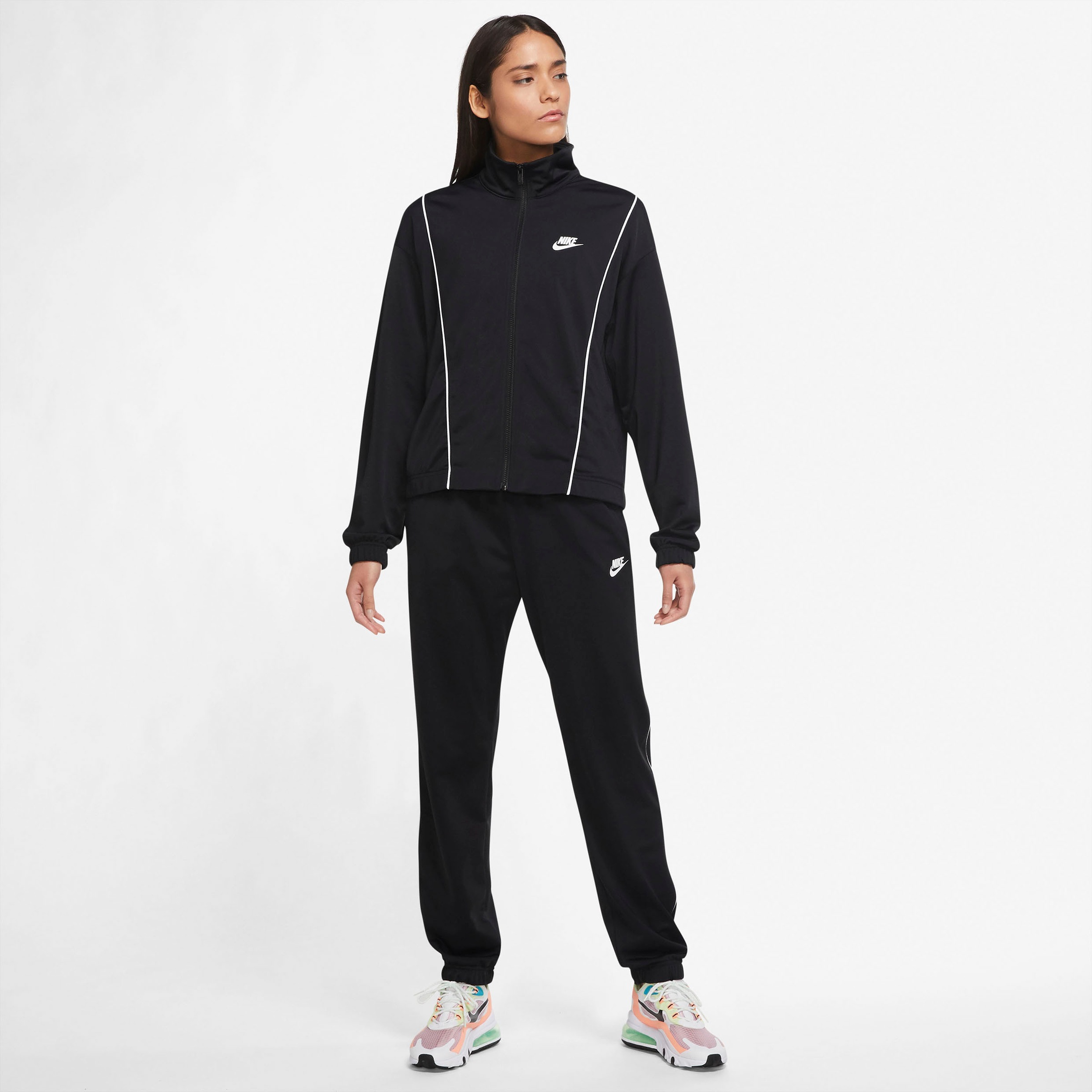 Image of Nike Sportswear Trainingsanzug »Women's Fitted Track Suit«, (Set, 2 tlg.) bei Ackermann Versand Schweiz