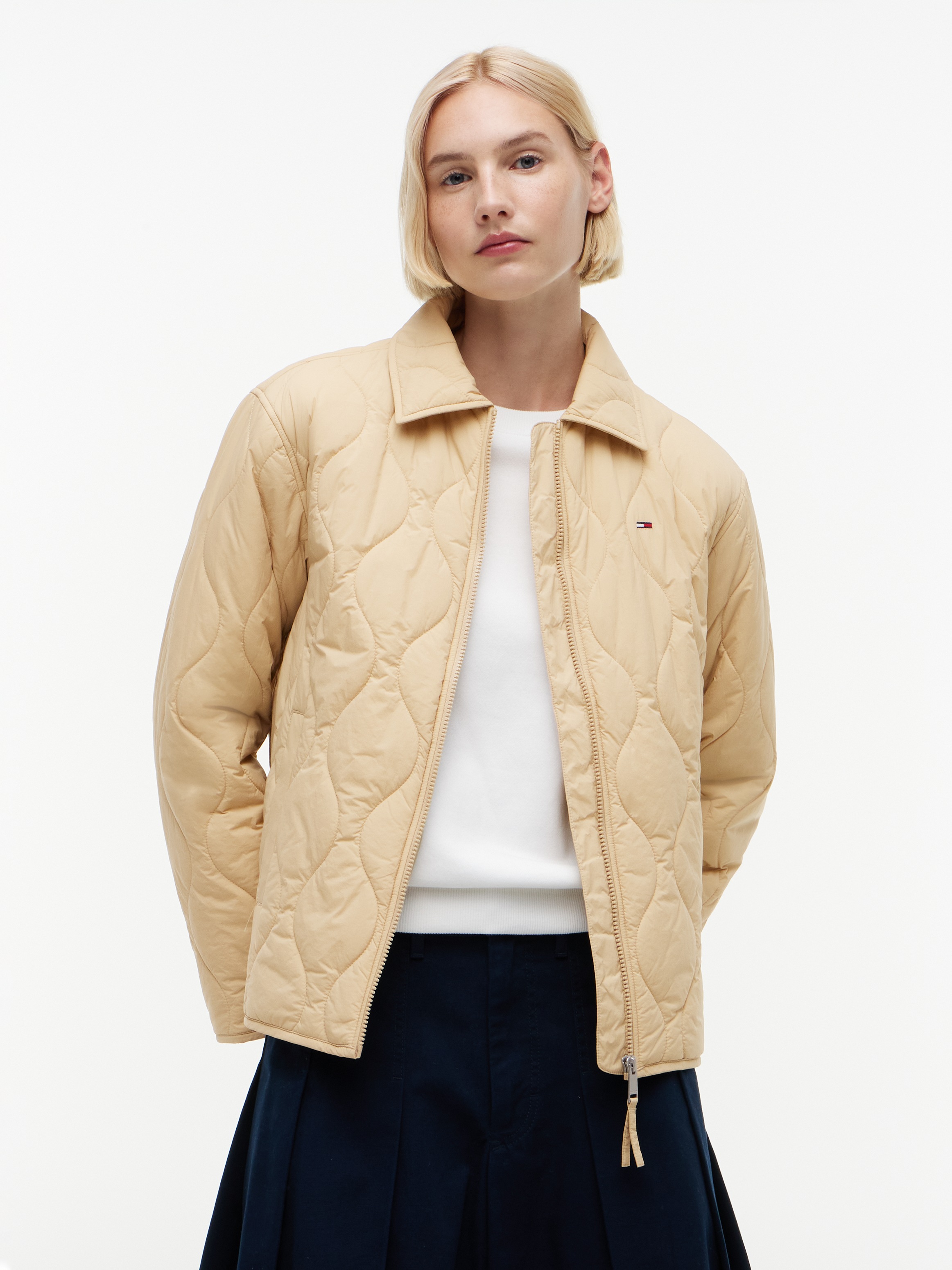 Image of Tommy Jeans Steppjacke "TJW COACH COLLAR QUILTED JACKET" Kunstfaser, Flag-Stickerei