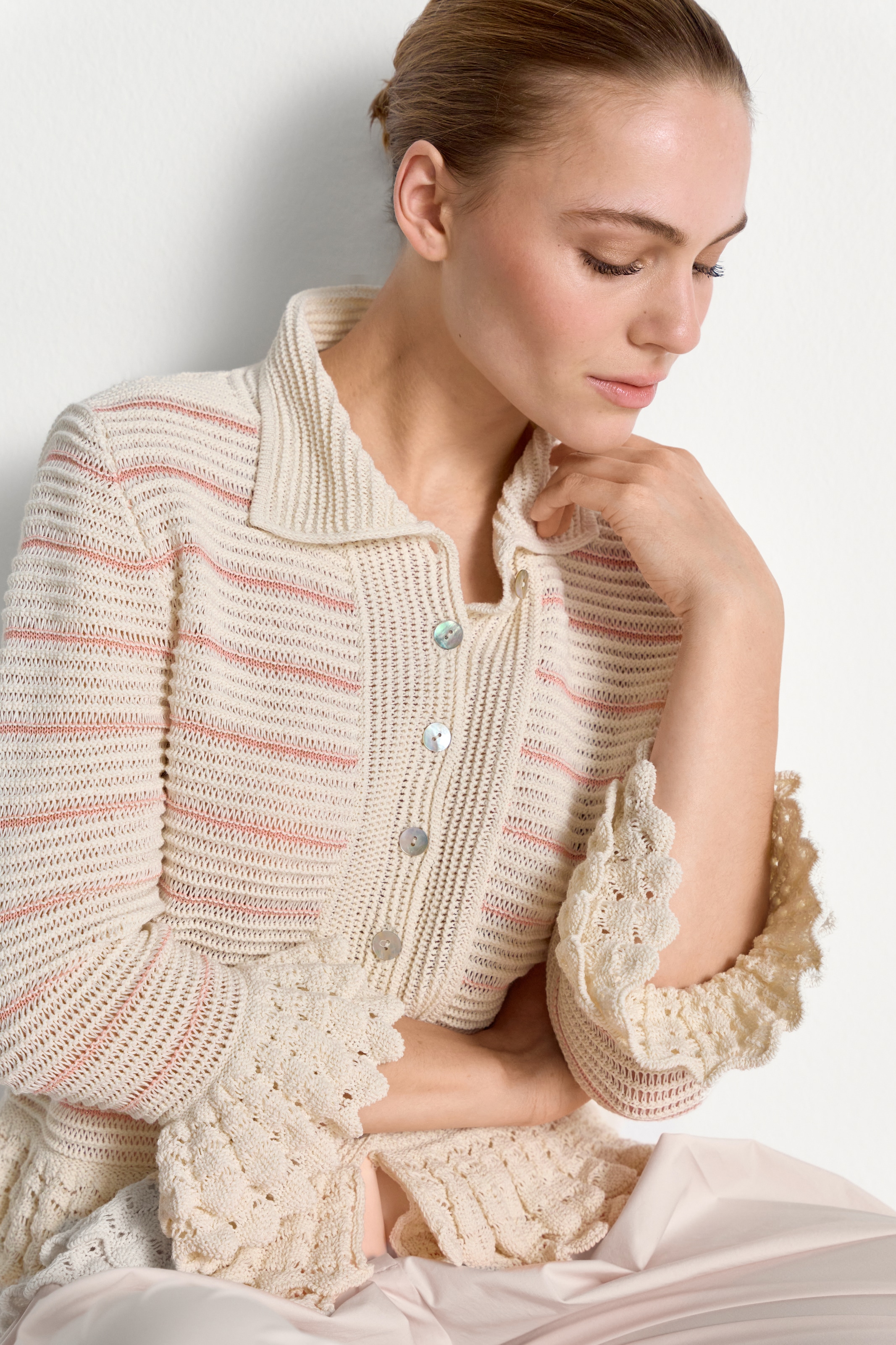 RICHROYAL Veste en tricot coupe régulière avec détails en dentelle