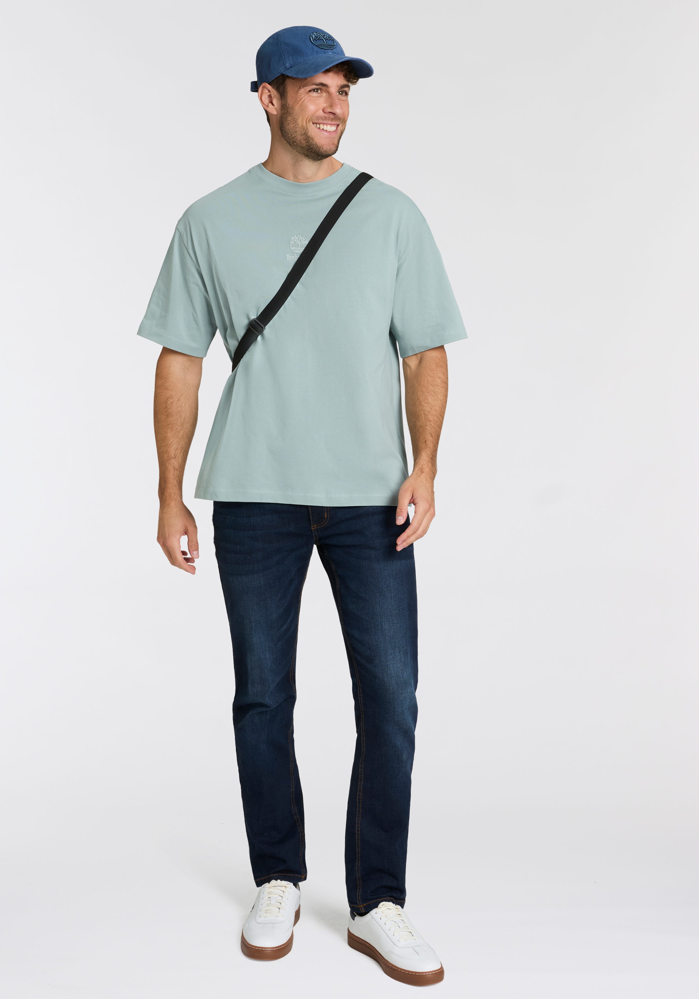 Timberland T-Shirt »HAMPTHON Tonal Stack Logo Tee« mit Rundhalsausschnitt, aus Baumwolle