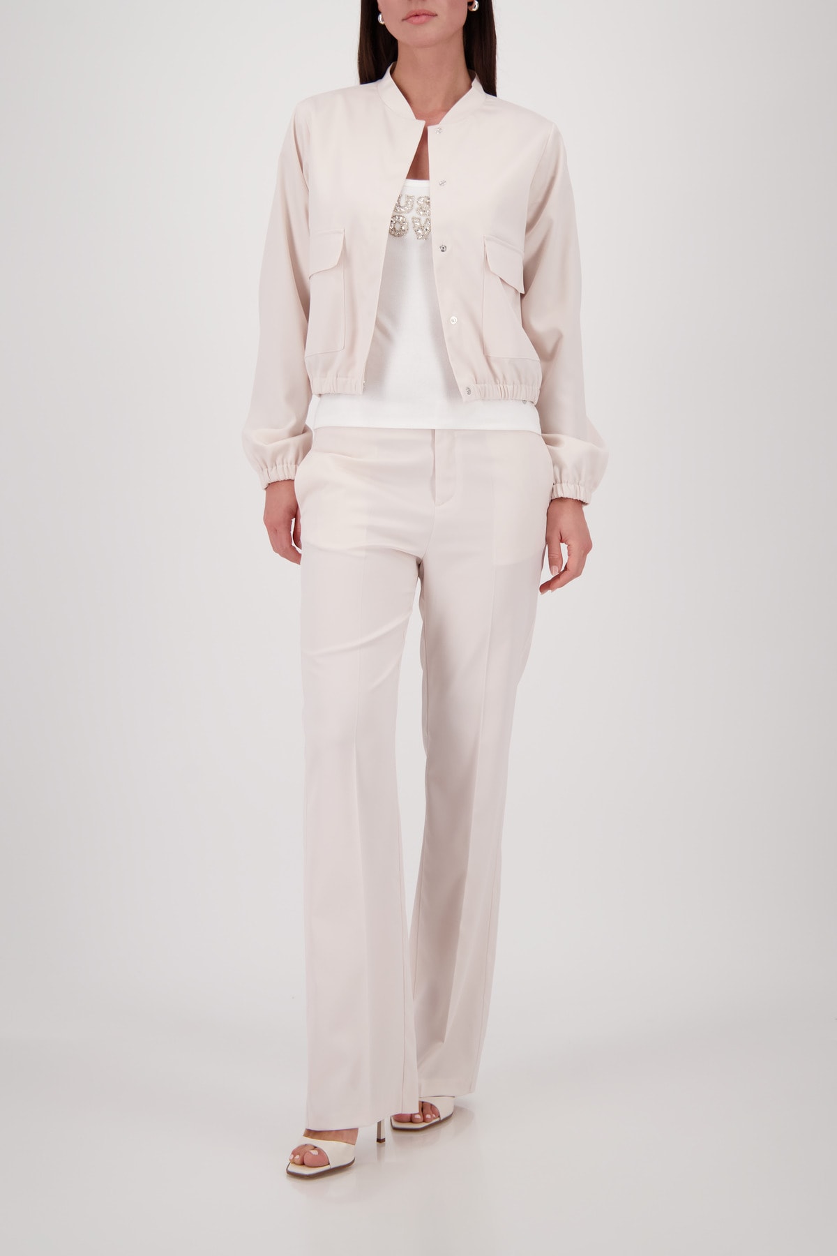 Monari Veste cargo »Jacke Satin Cargo« ohne Kapuze Regular fit mit Stehkragen