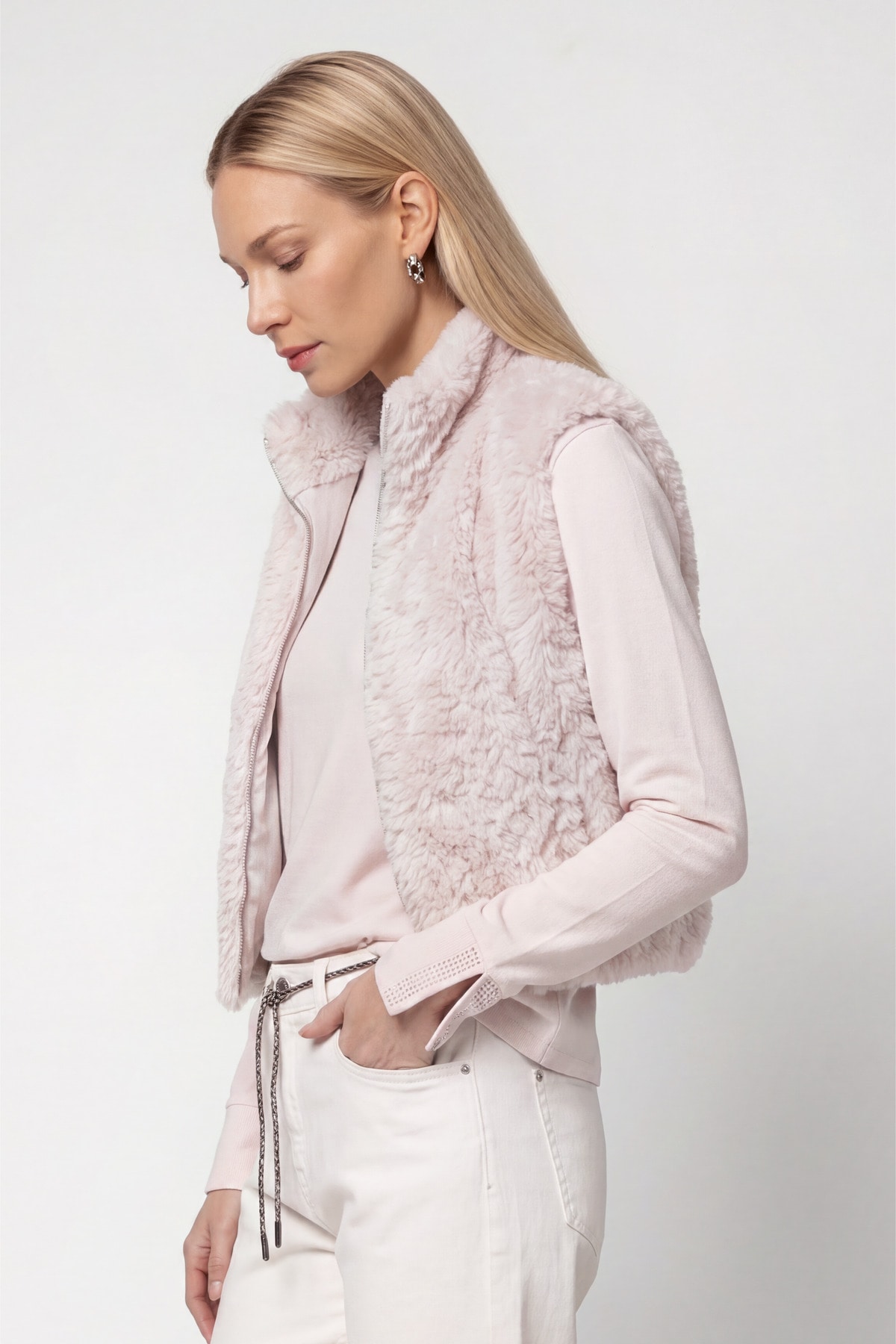 Monari Gilet en imitation fourrure »Weste Basic fake fur« coupe régulière avec col montant