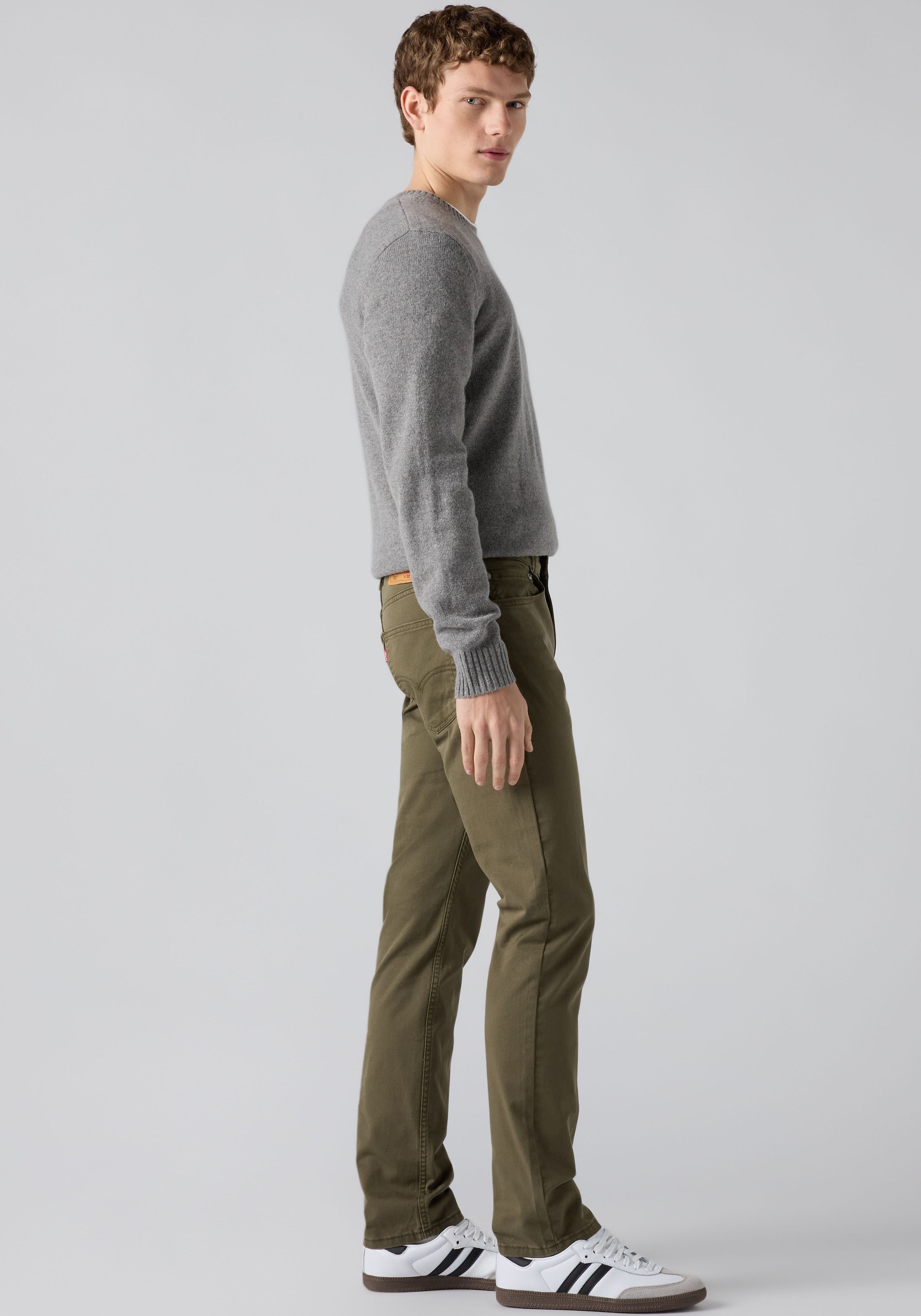 Levi's® Slim-fit-Jeans »511 SLIM« mit grossem Logo-Badge